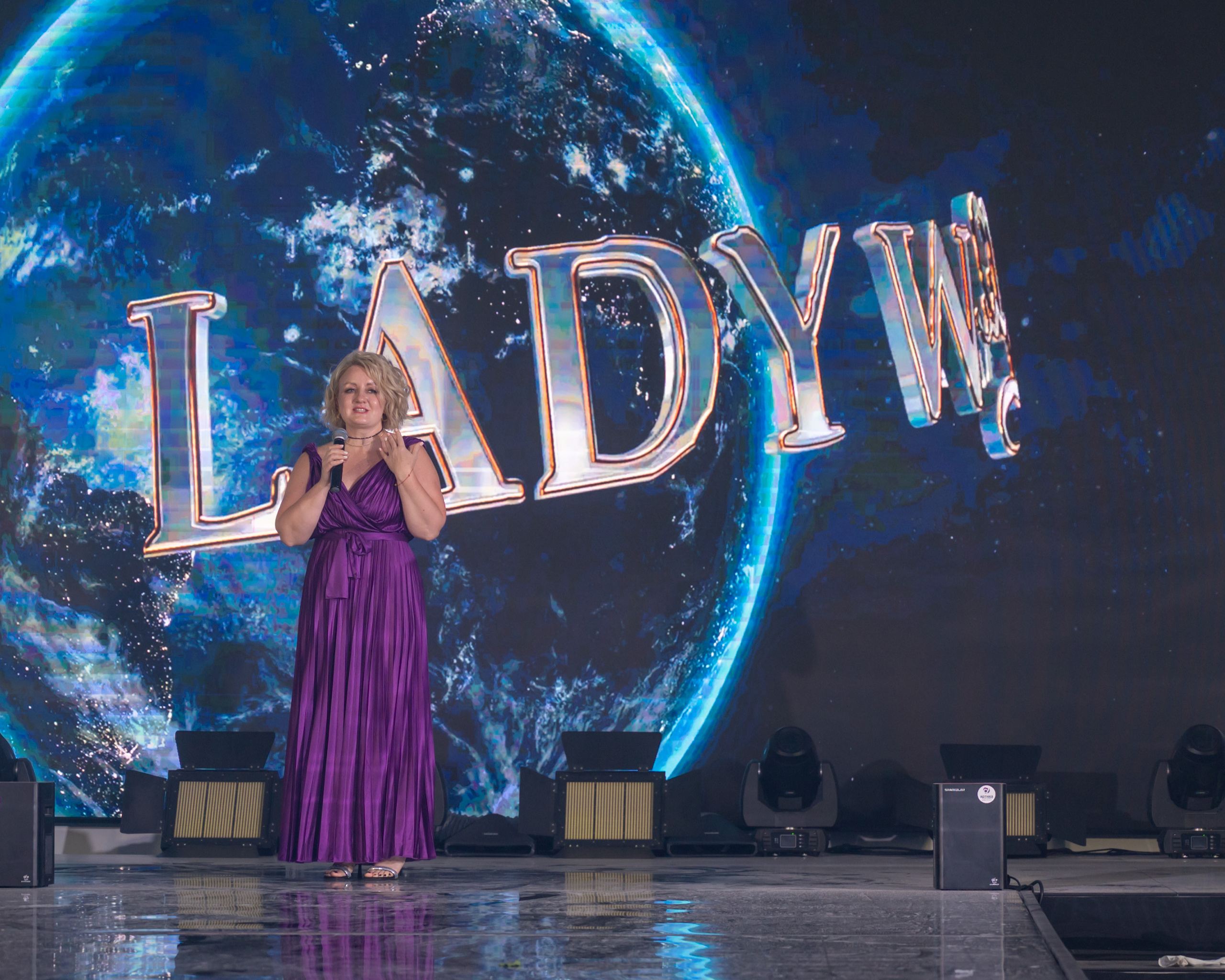 Финал конкурса красоты «LADY WORLD» 23.09.2023 в Сочи. Фотографирую счастливых людей в Сочи