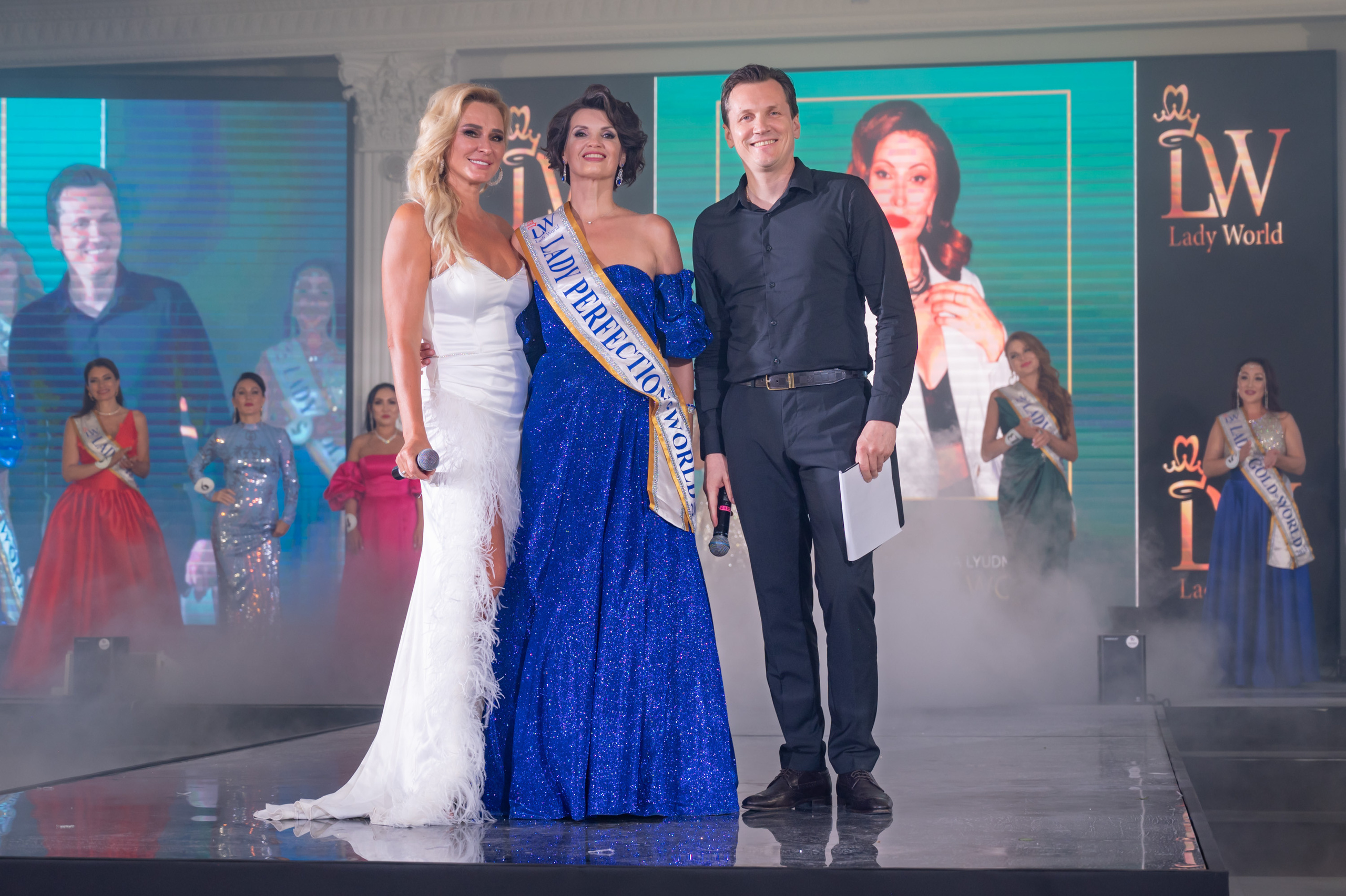 Финал конкурса красоты «LADY WORLD» 23.09.2023 в Сочи. Фотографирую счастливых людей в Сочи