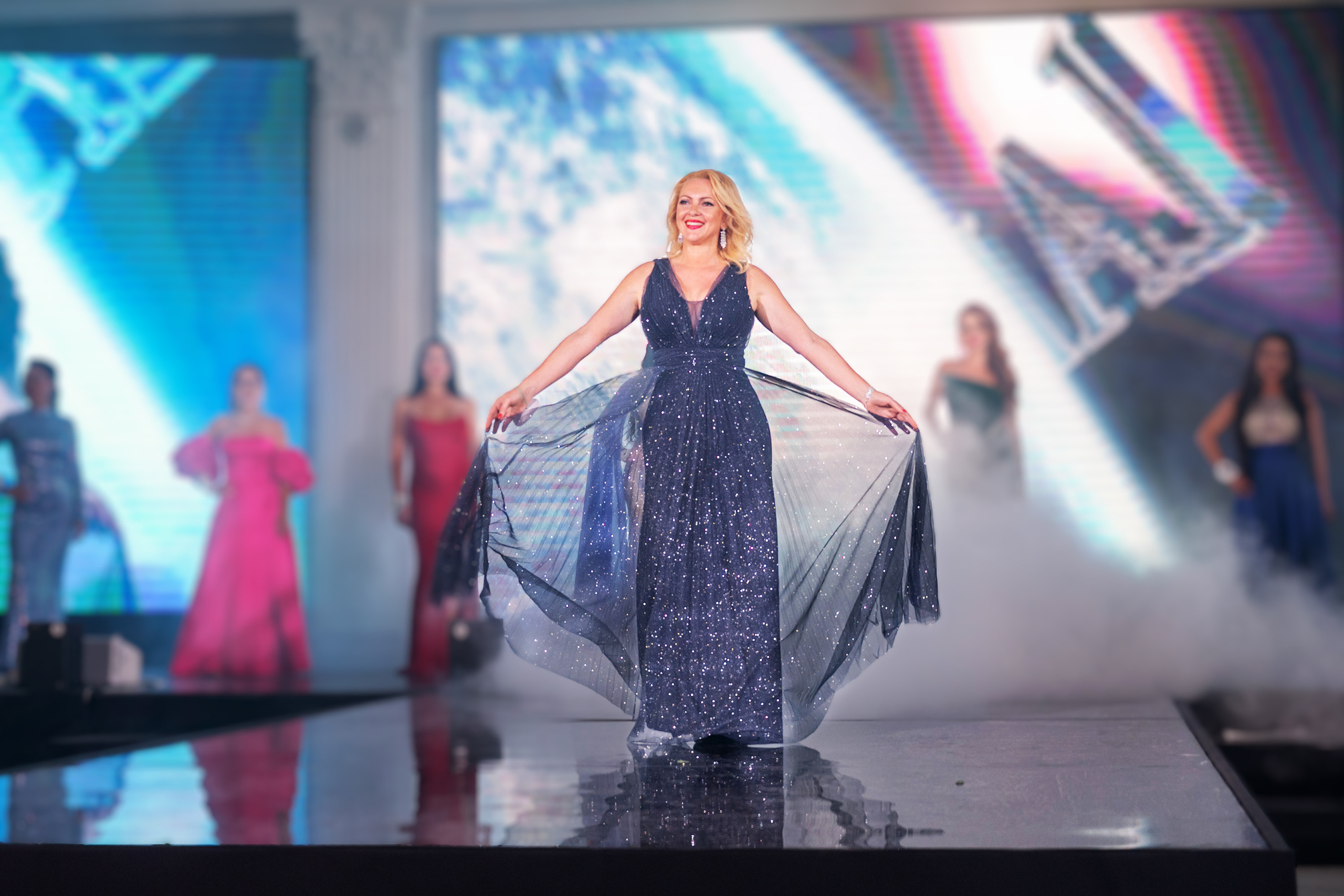 Финал конкурса красоты «LADY WORLD» 23.09.2023 в Сочи. Фотографирую счастливых людей в Сочи