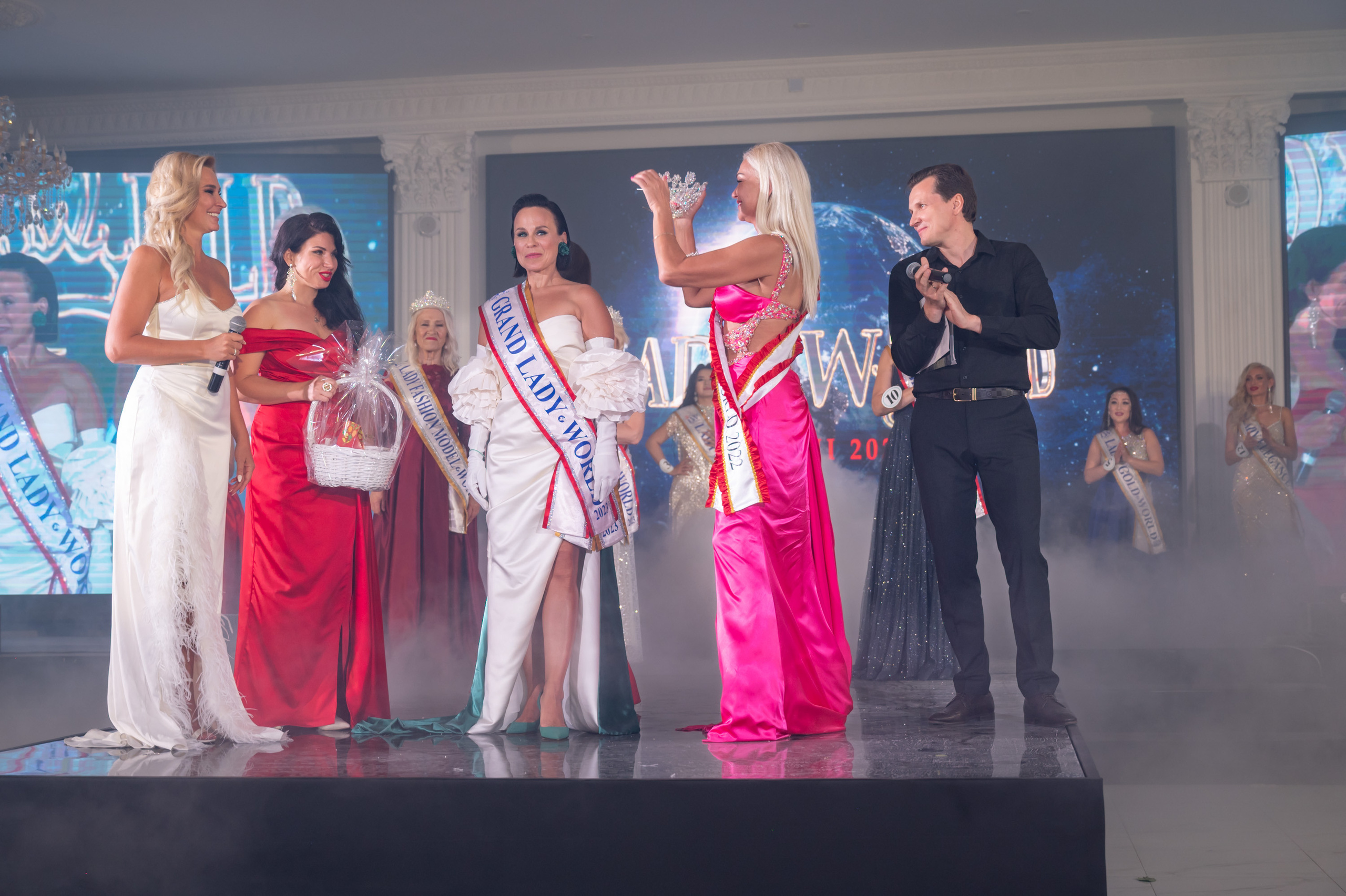 Финал конкурса красоты «LADY WORLD» 23.09.2023 в Сочи. Фотографирую счастливых людей в Сочи