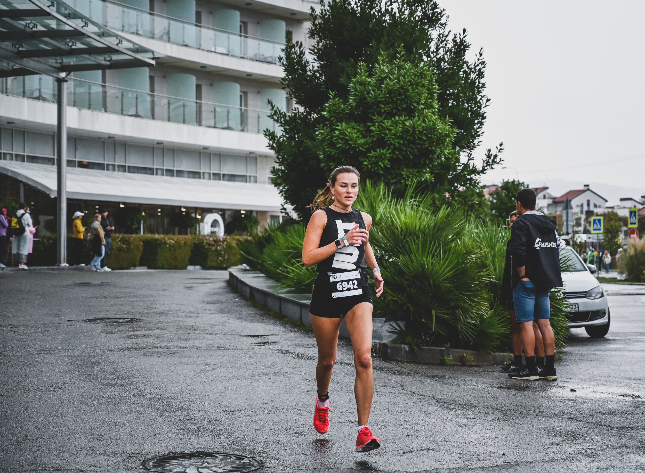 Команда «Орто-Спорт» ДЕНЬ IRONSTAR SPRINT & OLYMPIC SOCHI СИРИУС. Фотографирую счастливых людей в Сочи