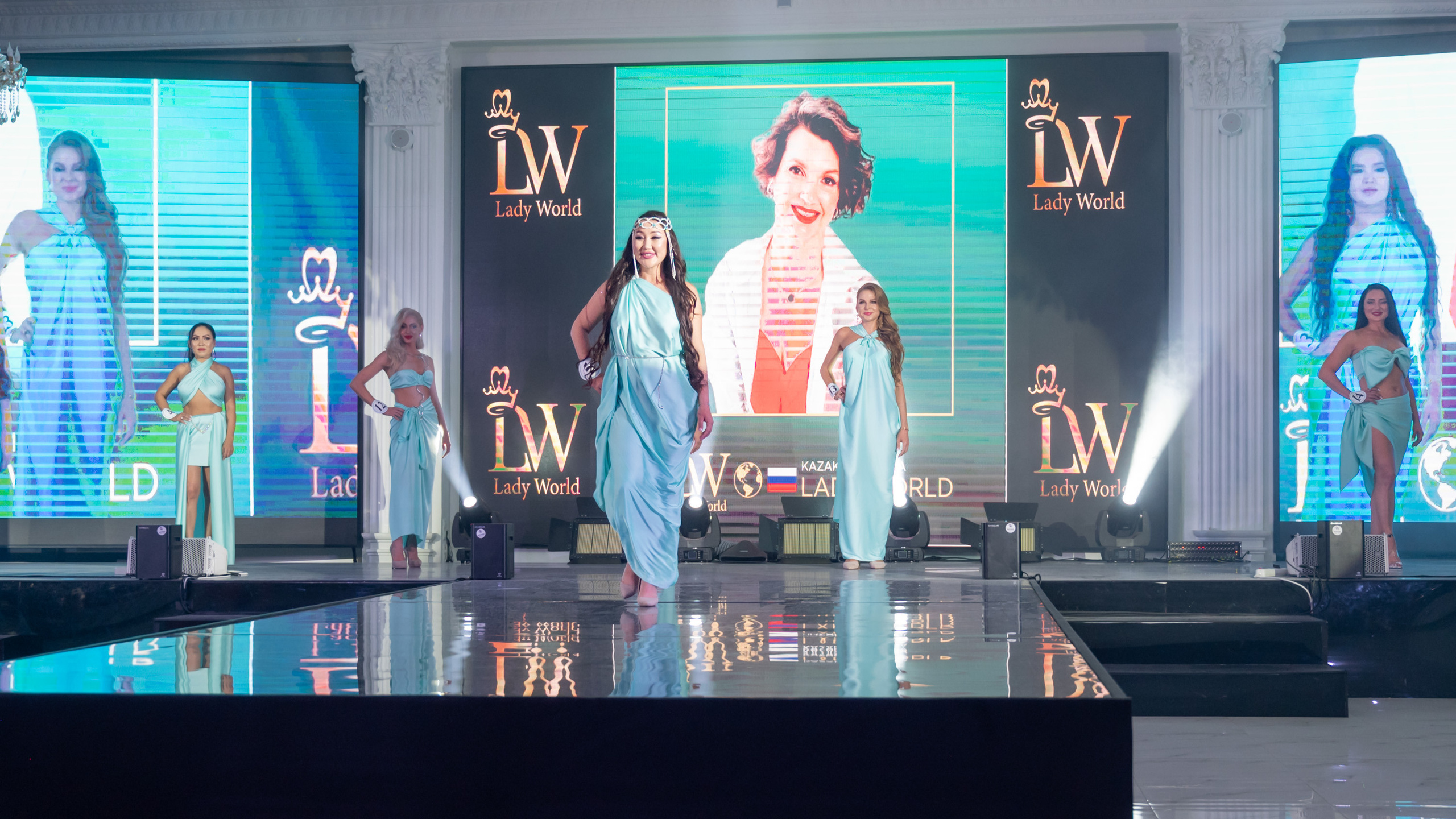 Финал конкурса красоты «LADY WORLD» 23.09.2023 в Сочи. Фотографирую счастливых людей в Сочи