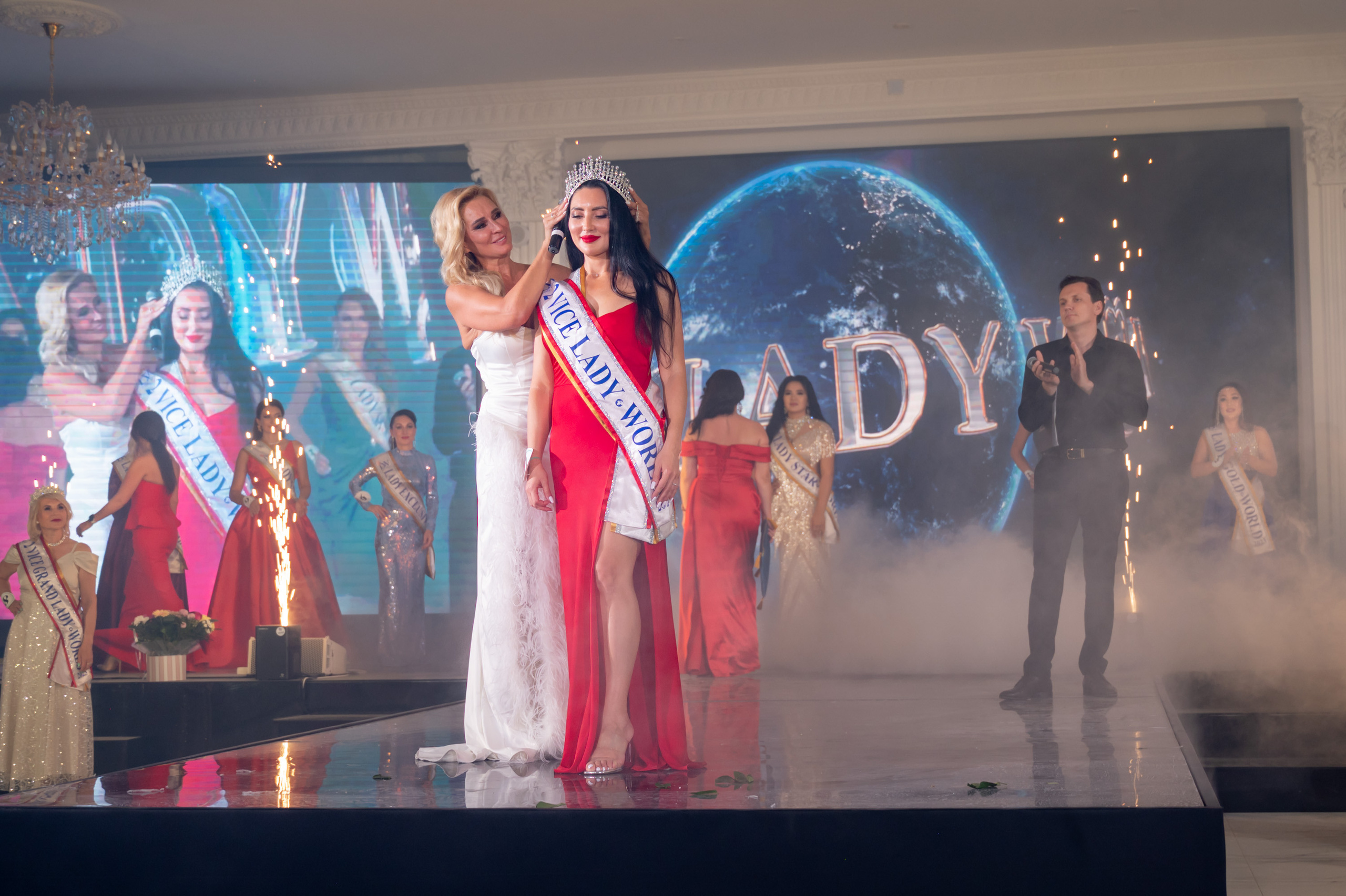 Финал конкурса красоты «LADY WORLD» 23.09.2023 в Сочи. Фотографирую счастливых людей в Сочи