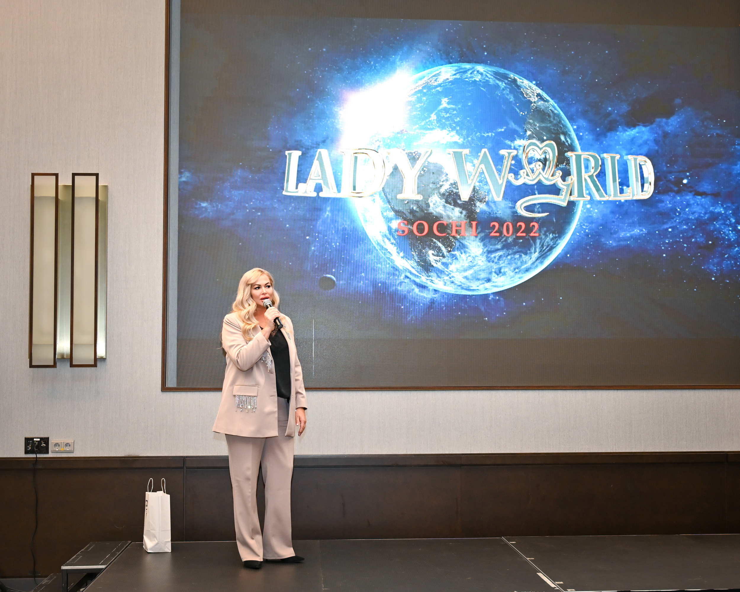 Церемония Открытия Конкурса красоты " ВИЗИТКА» 2022. Фотографирую счастливых людей в Сочи