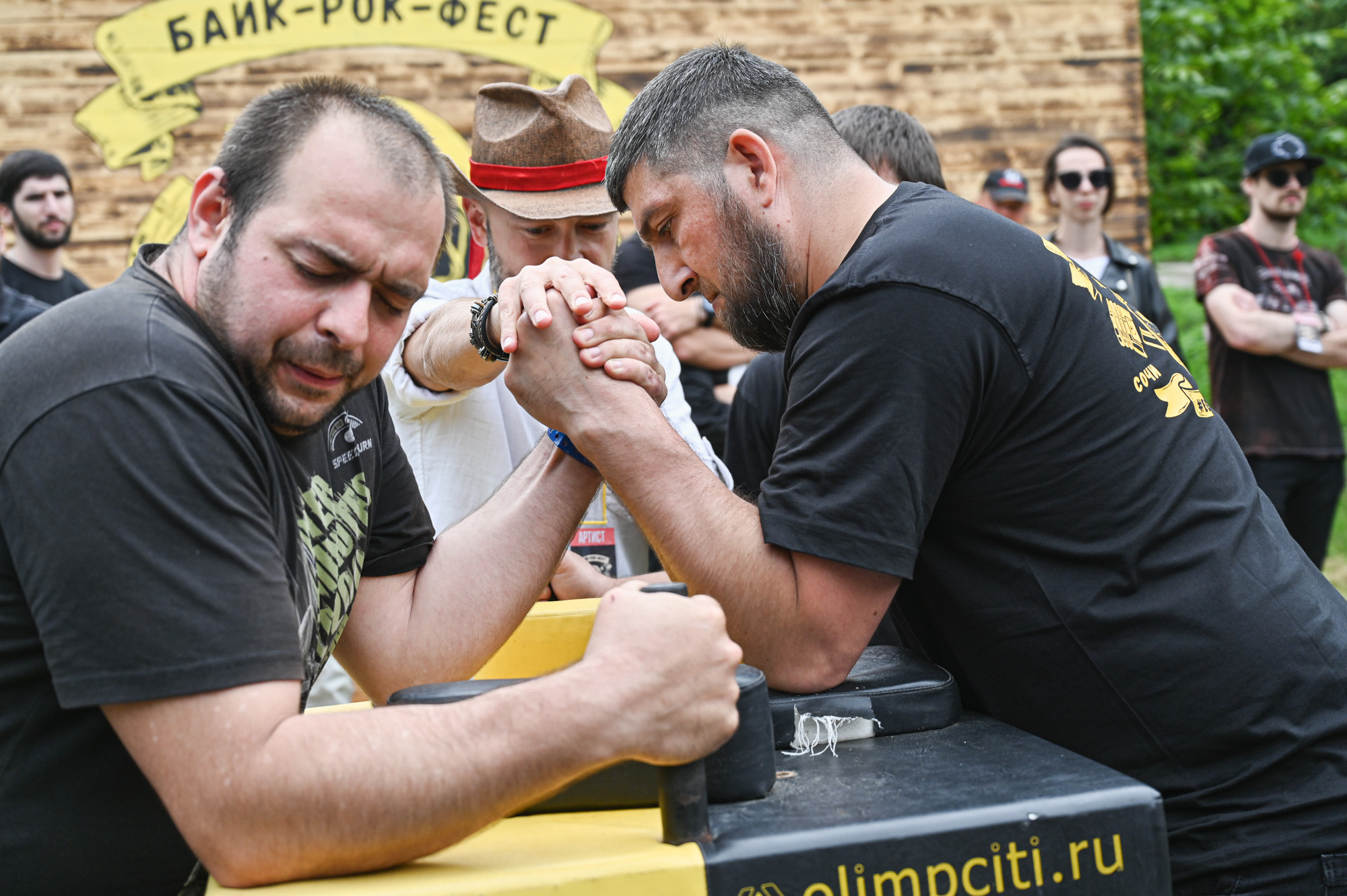 «БЕЗПОНТОВ» 26 МАЯ 2023. Фотографирую счастливых людей в Сочи