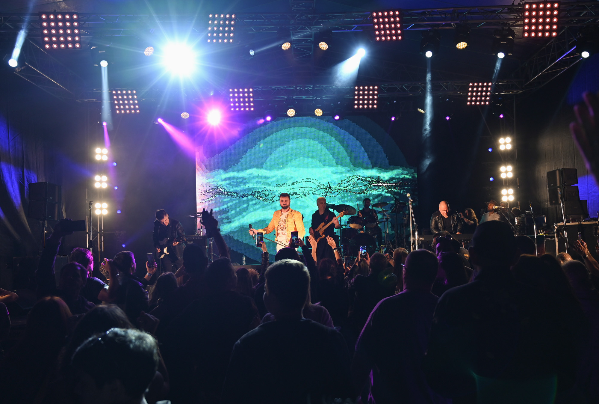 «БЕЗПОНТОВ» 26 МАЯ 2023. Фотографирую счастливых людей в Сочи