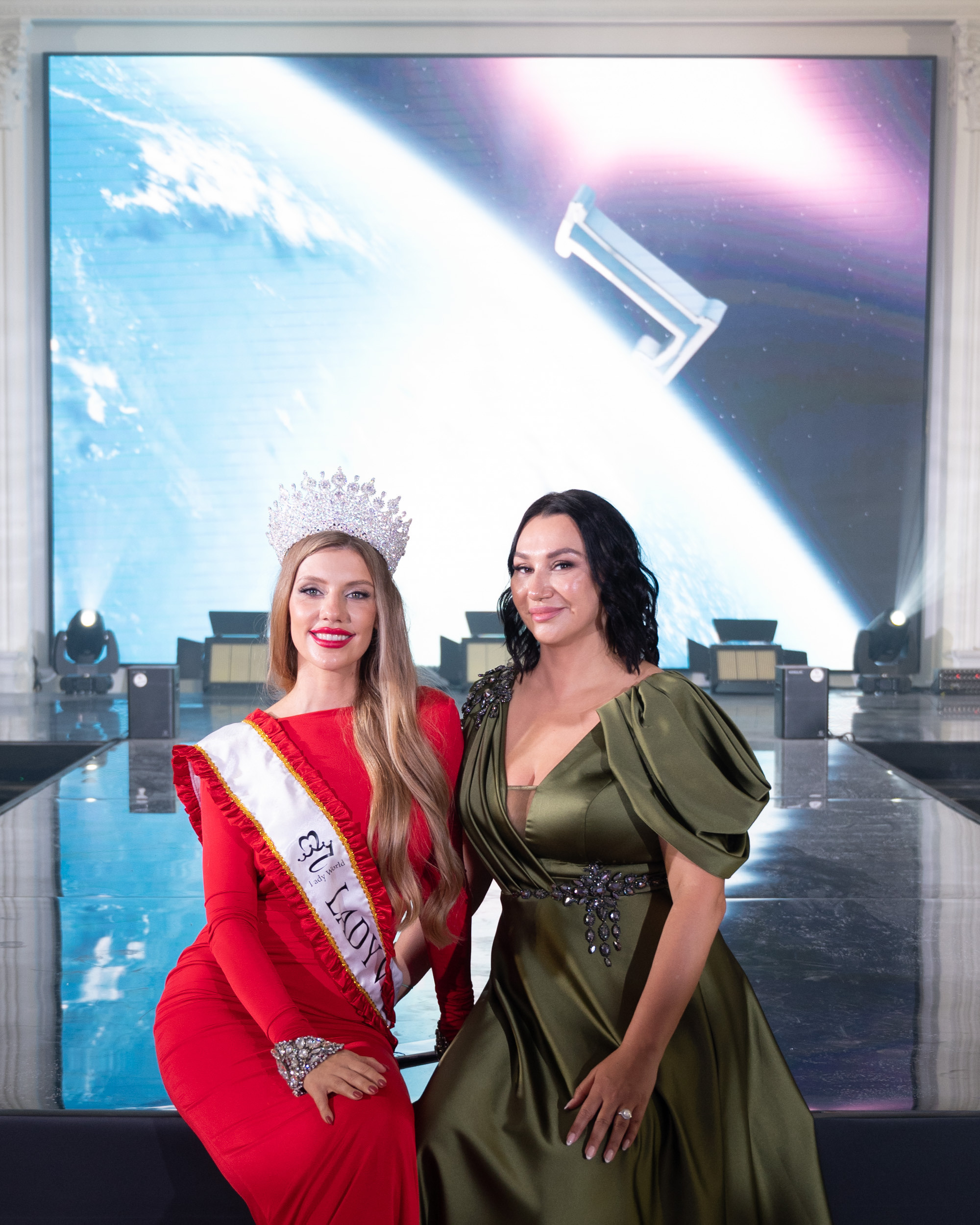 Финал конкурса красоты «LADY WORLD» 23.09.2023 в Сочи. Фотографирую счастливых людей в Сочи