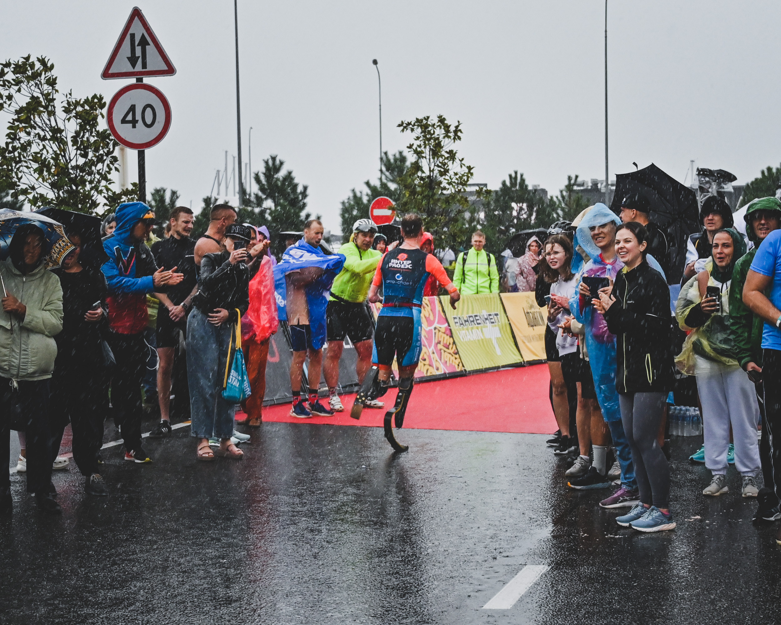 Команда «Орто-Спорт» ДЕНЬ IRONSTAR SPRINT & OLYMPIC SOCHI СИРИУС. Фотографирую счастливых людей в Сочи