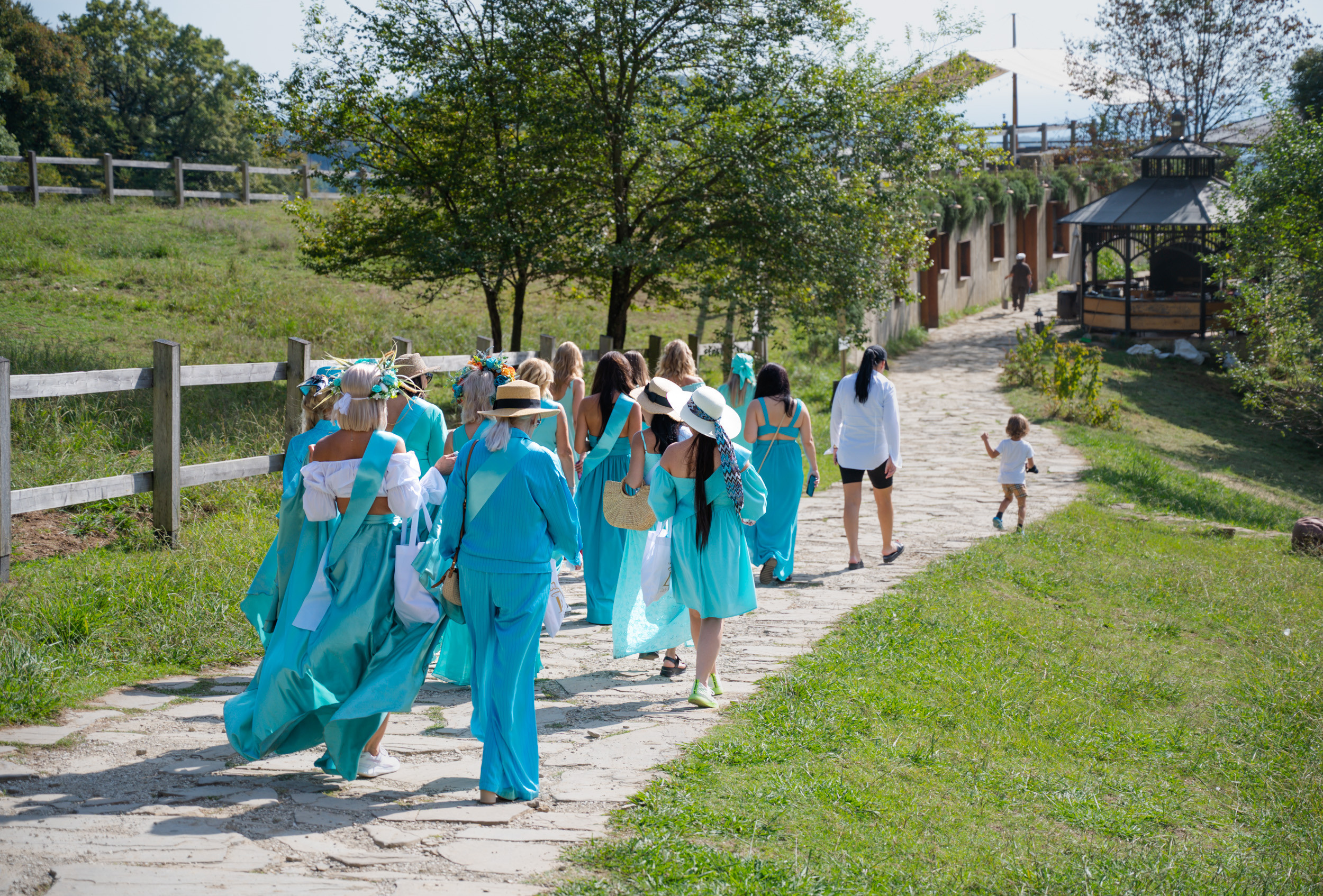 Ферма «ЭКЗАРХО» 20.09.2023 г. Фотографирую счастливых людей в Сочи