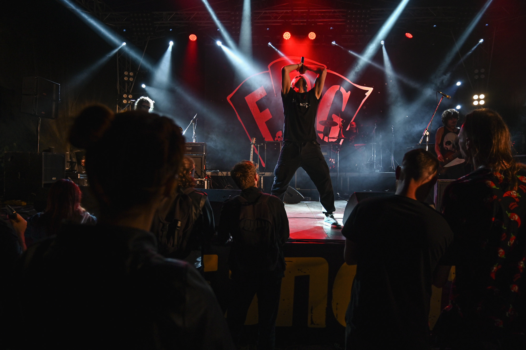 «БЕЗПОНТОВ» 27 МАЯ 2023. Фотографирую счастливых людей в Сочи