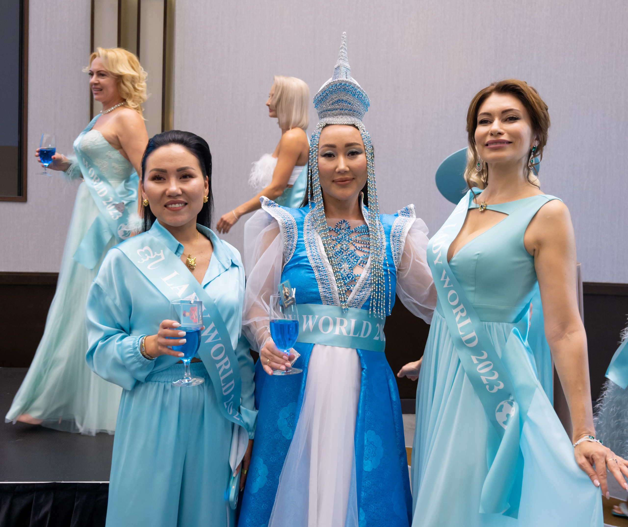 Церемония открытия Конкурса красоты «LADY WORLD» 2023. Фотографирую счастливых людей в Сочи