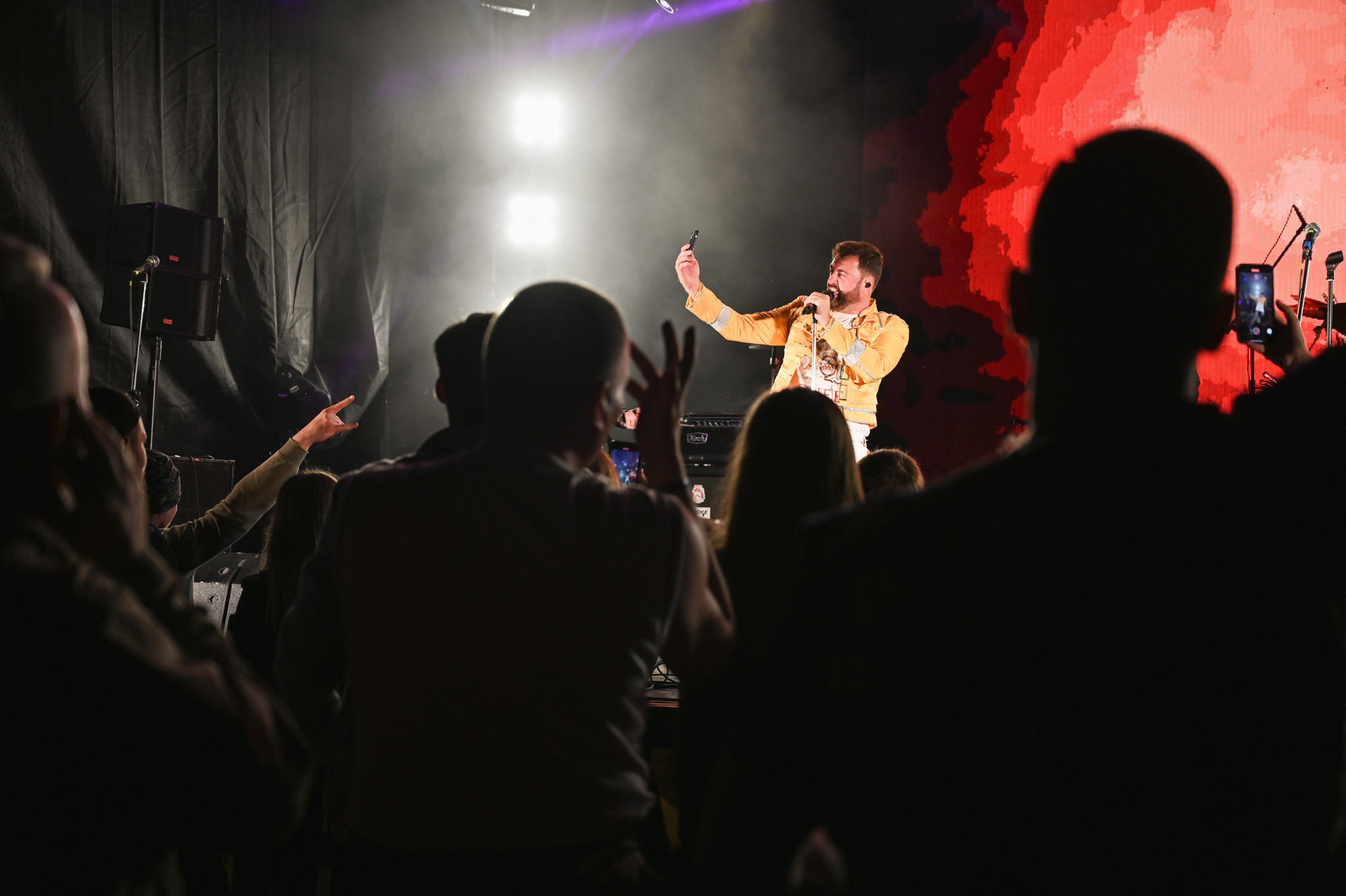 «БЕЗПОНТОВ» 26 МАЯ 2023. Фотографирую счастливых людей в Сочи