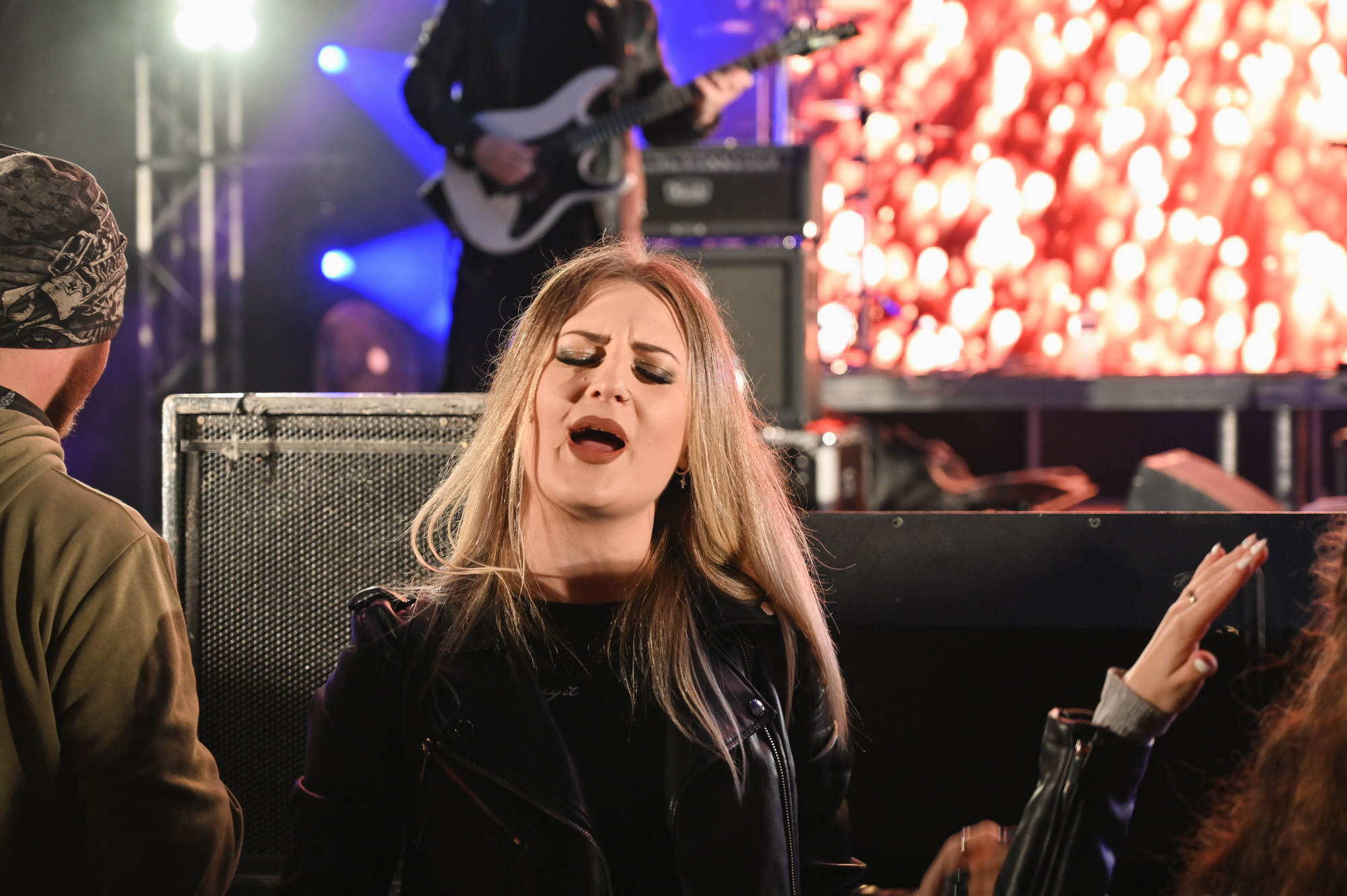 «БЕЗПОНТОВ» 26 МАЯ 2023. Фотографирую счастливых людей в Сочи