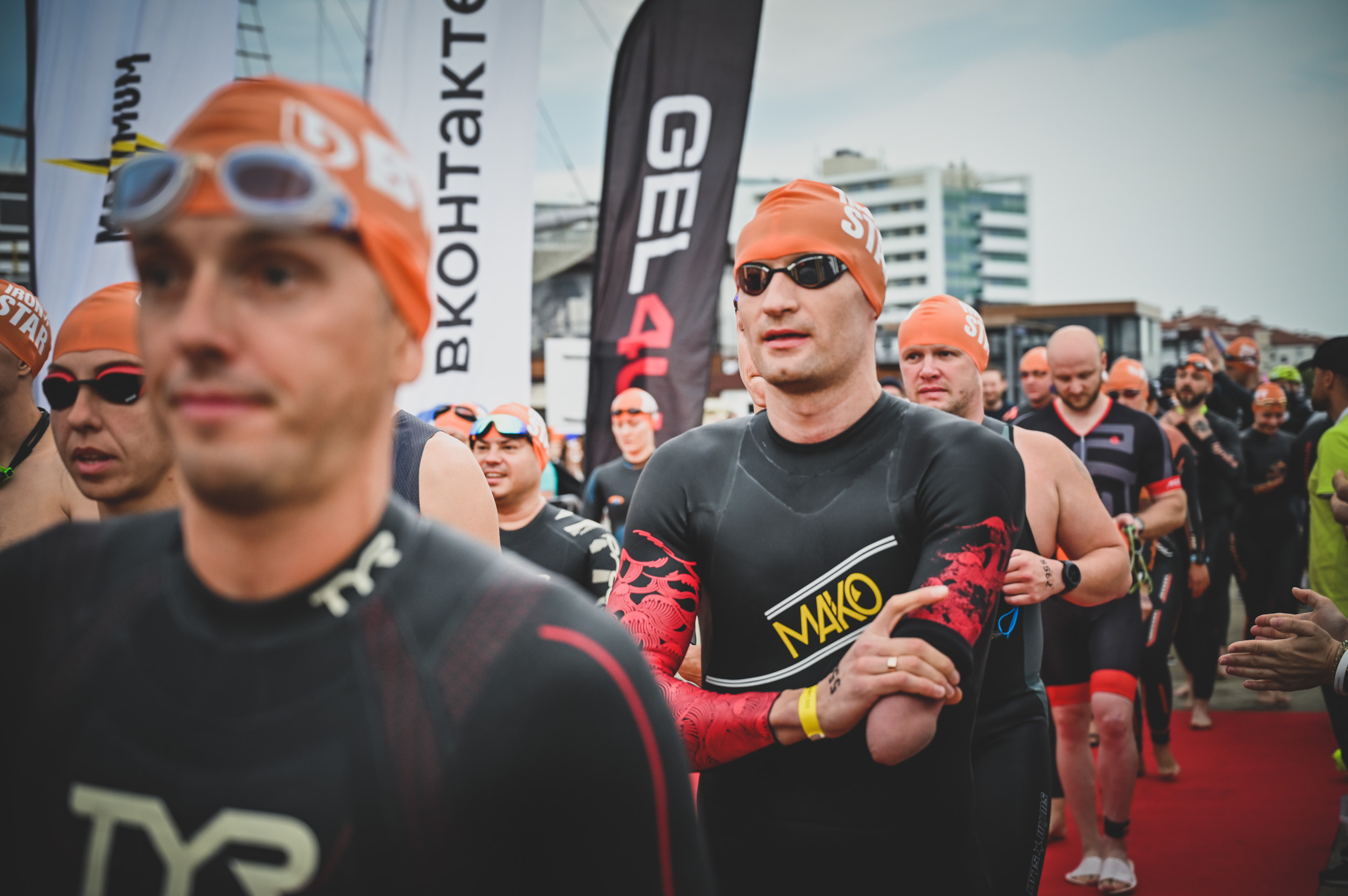 Команда «Орто-Спорт» ДЕНЬ IRONSTAR SPRINT & OLYMPIC SOCHI СИРИУС. Фотографирую счастливых людей в Сочи