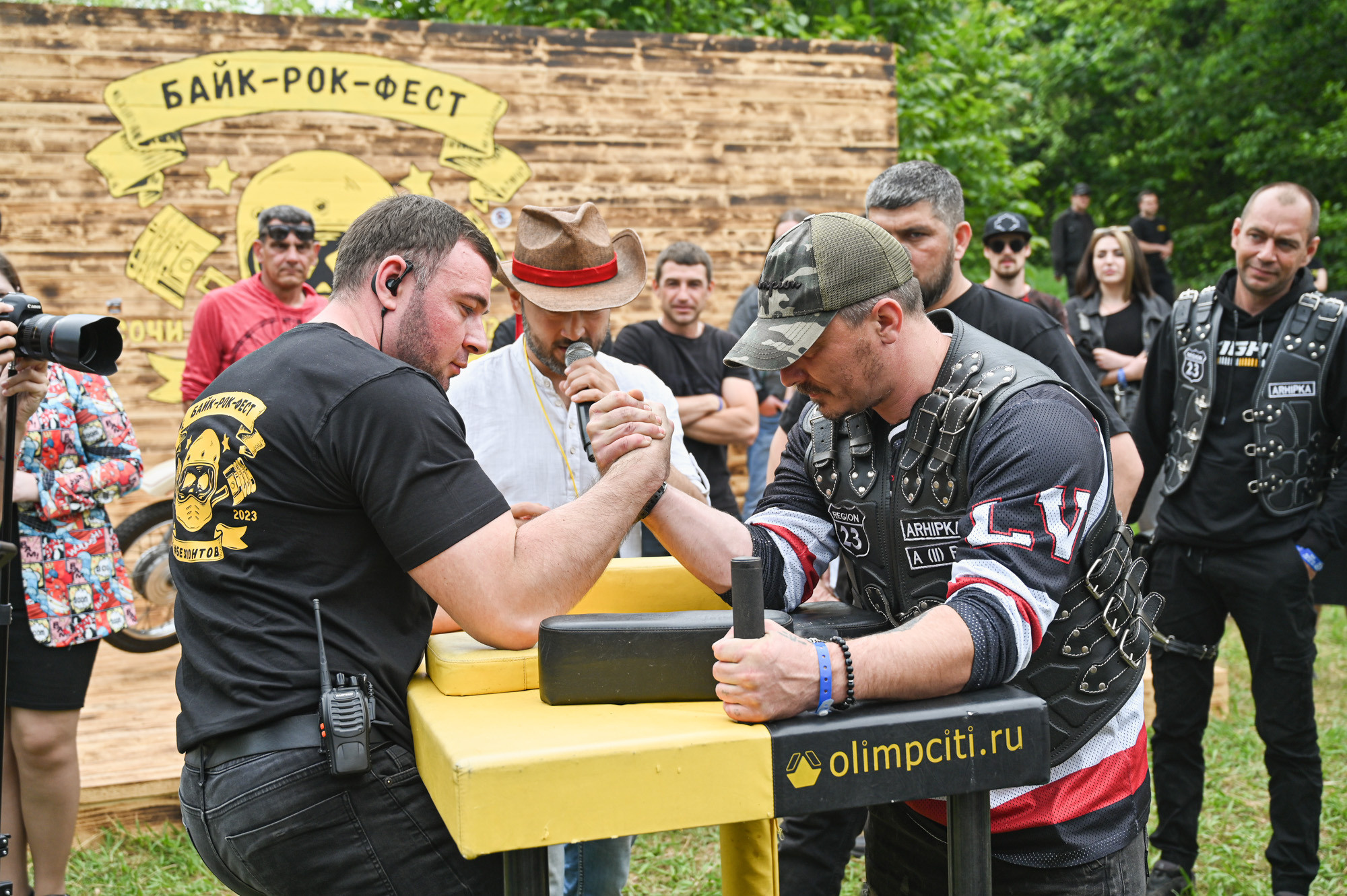 «БЕЗПОНТОВ» 26 МАЯ 2023. Фотографирую счастливых людей в Сочи