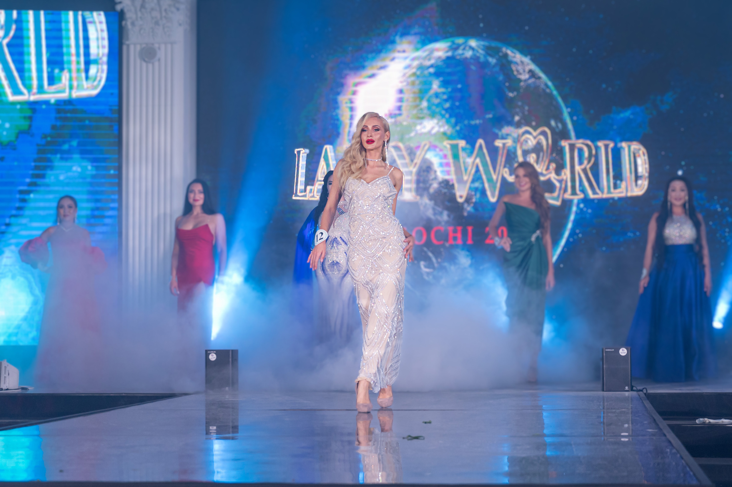 Финал конкурса красоты «LADY WORLD» 23.09.2023 в Сочи. Фотографирую счастливых людей в Сочи