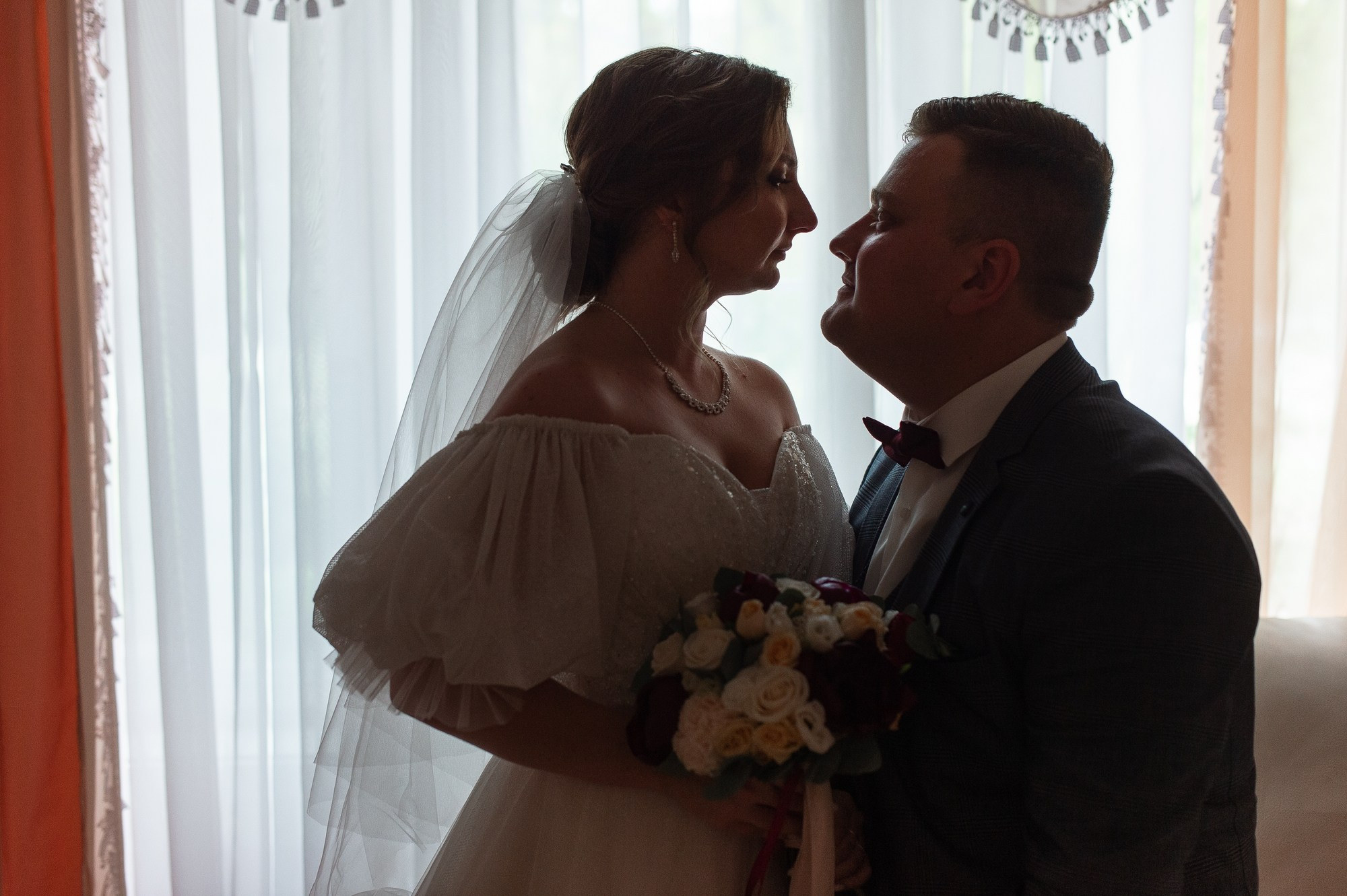 ЗАГС, парк и две студии. Свадебный и семейный фотограф в Омске Мормулев Михаил