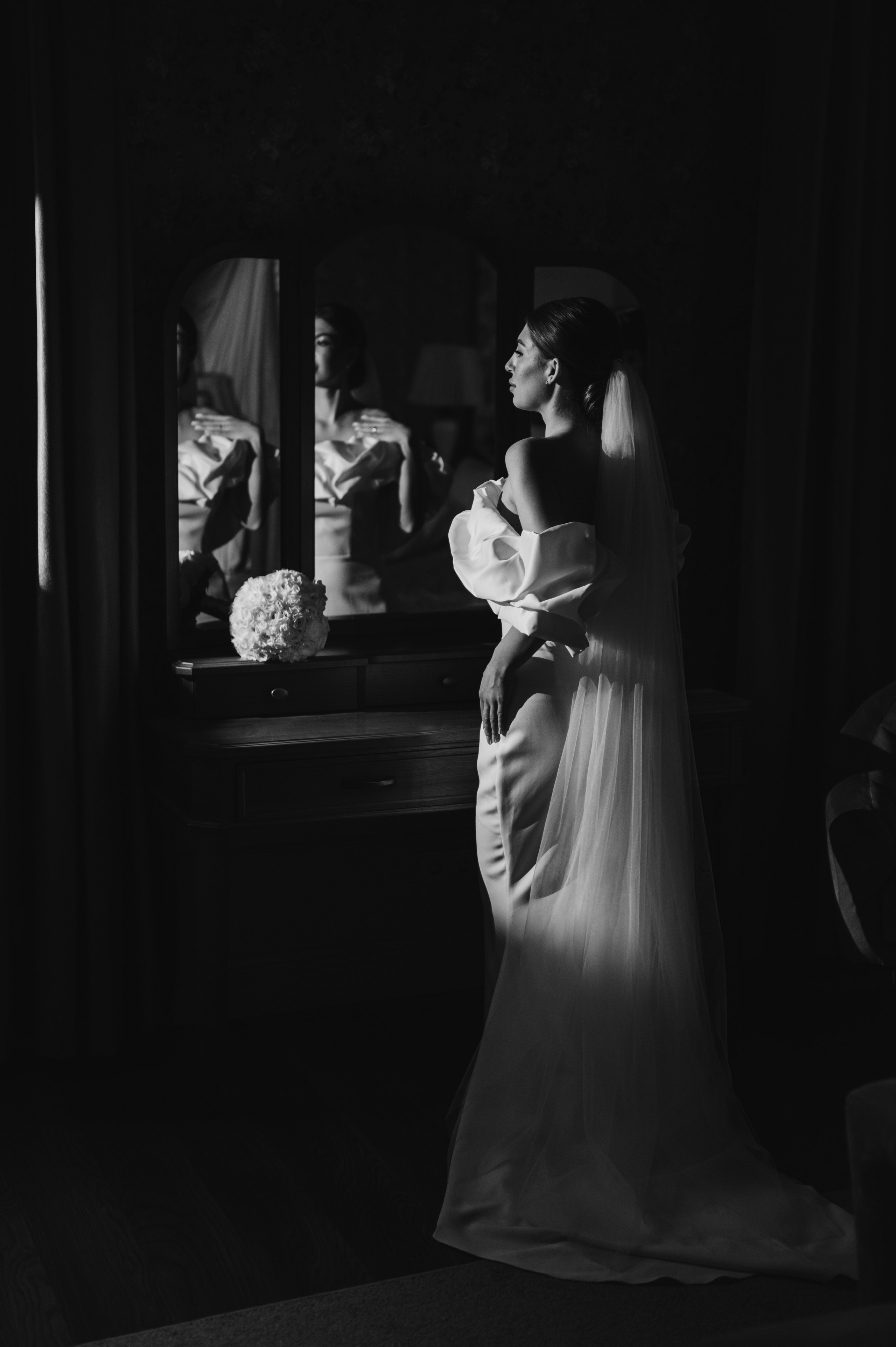 Дмитрий и Алина. Сборы. Фотограф Екатерина Бочарникова