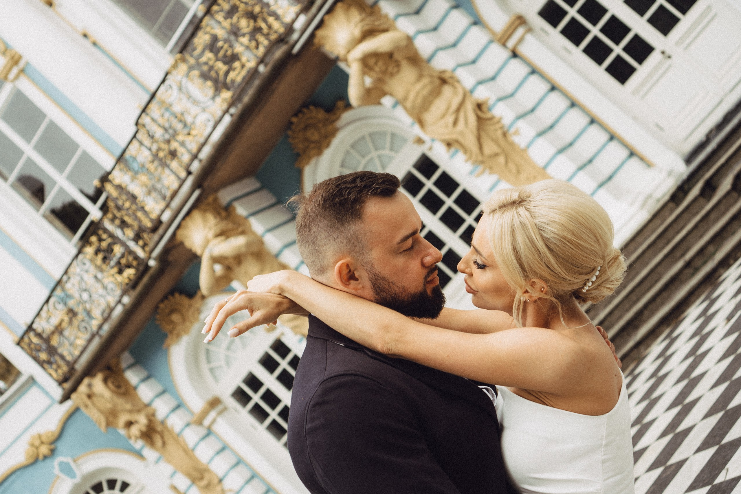 СВАДЕБНАЯ ИСТОРИЯ В ГОРОДЕ ПУШКИН ВОЗЛЕ ЕКАТЕРИНИНСКОГО ДВОРЦА И В ПАРКЕ. Профессиональный фотограф, Санкт-Петербург — Виктория Богомолова