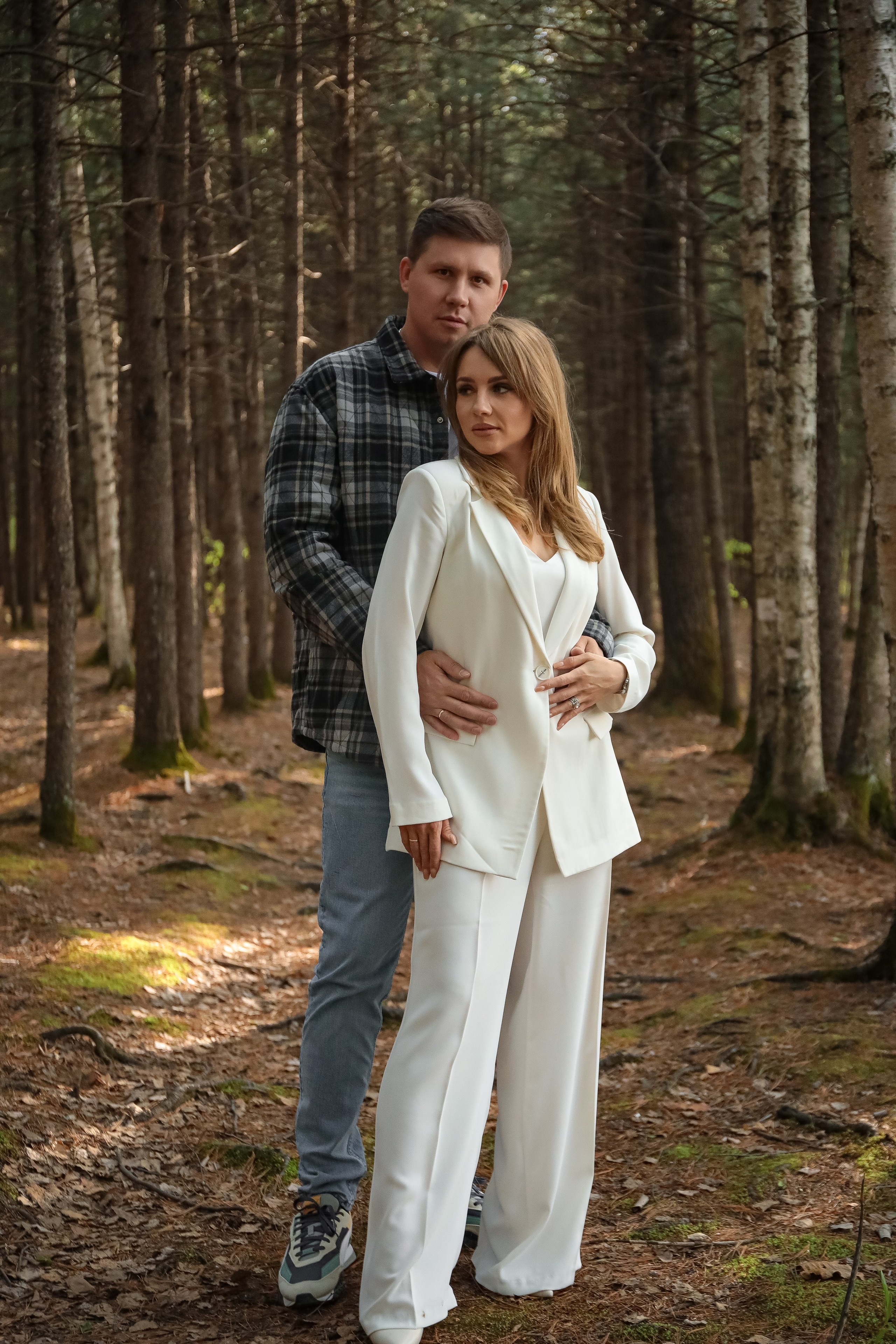 В сосновом лесу. Фотограф г. Хабаровск. Семейные и индивидуальные съёмки