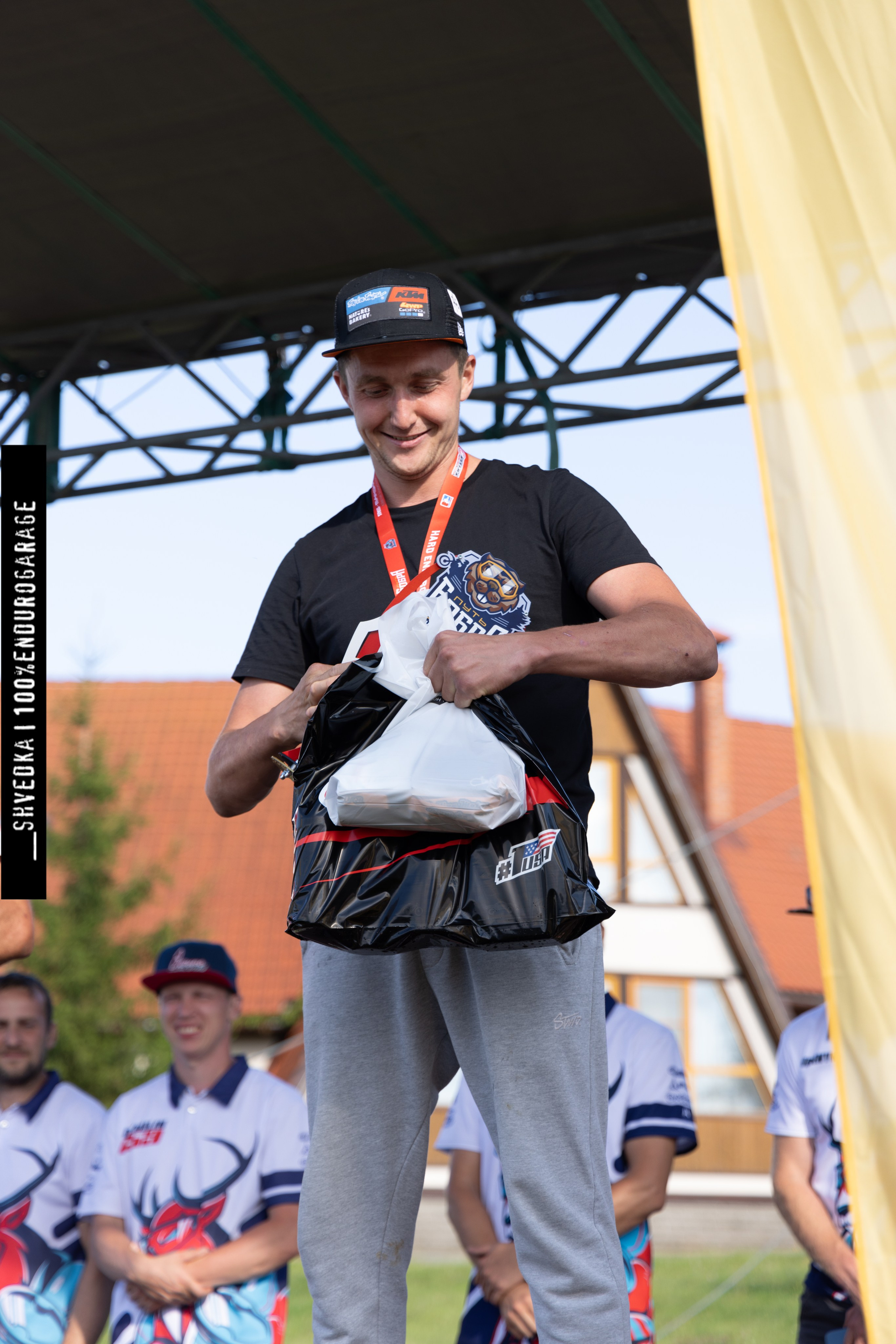 ВТОРОЙ ЛЕСНОЙ ДЕНЬ. Ваш экстрим фотограф Кудрева Яна