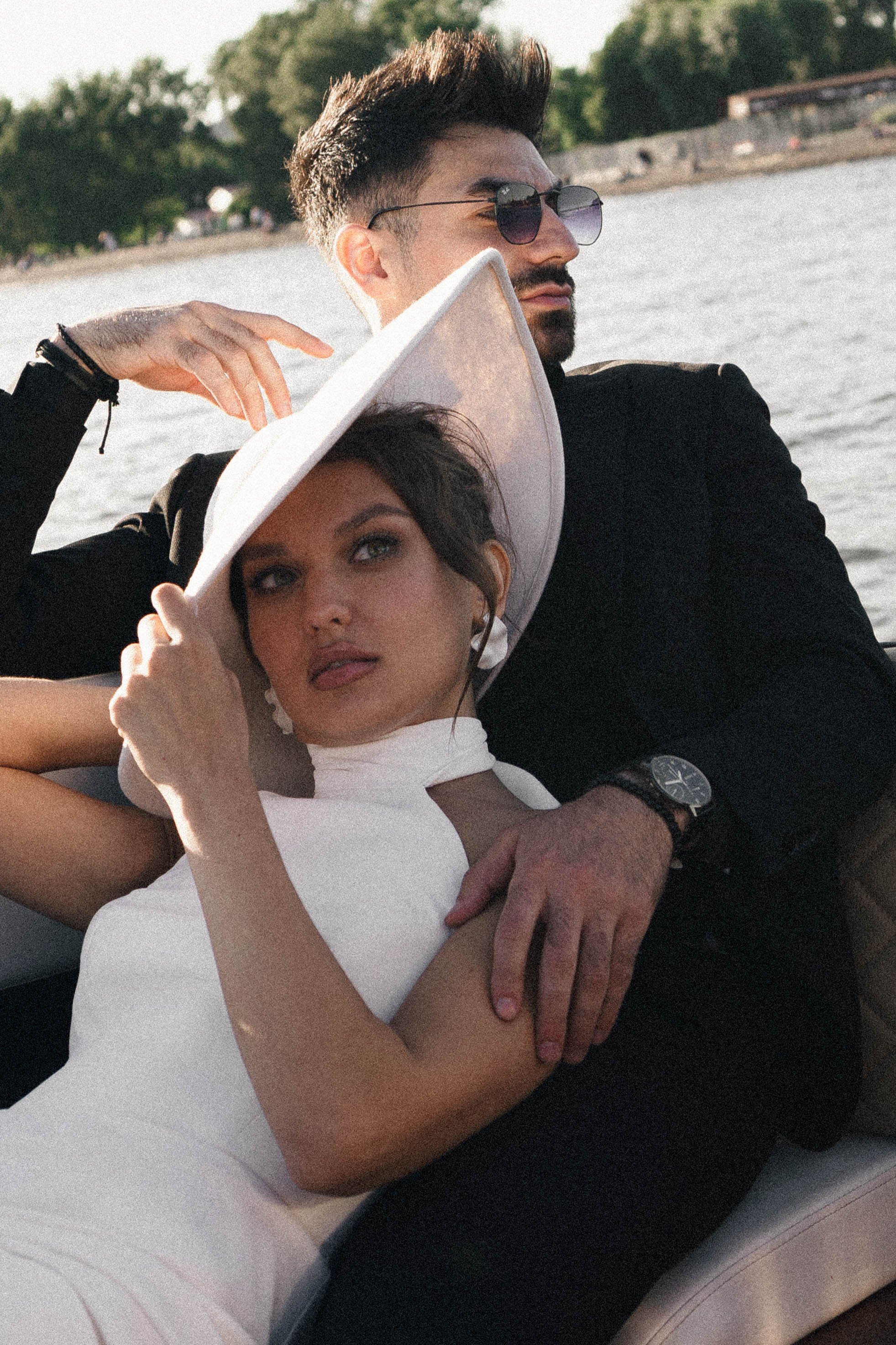 СВАДЕНБНАЯ СЬЕМКА НА КАТЕРЕ ПО КАНАЛАМ САНКТ-ПЕТЕРБУРГА И В АКВАТОРИИ НЕВЫ. Профессиональный фотограф, Санкт-Петербург — Виктория Богомолова