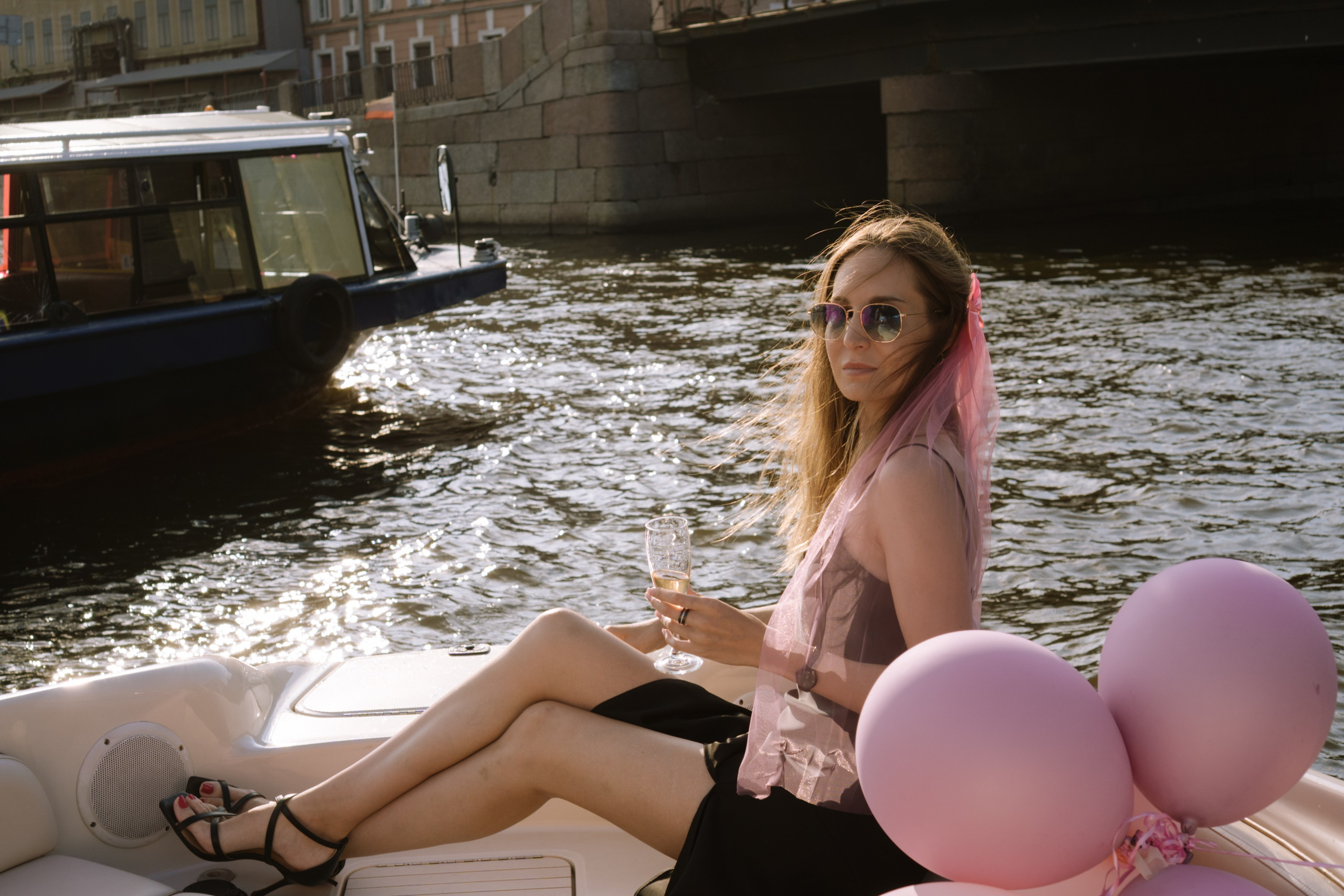 ДЕВИЧНИК НА КАТЕРЕ. Профессиональный фотограф, Санкт-Петербург — Виктория Богомолова