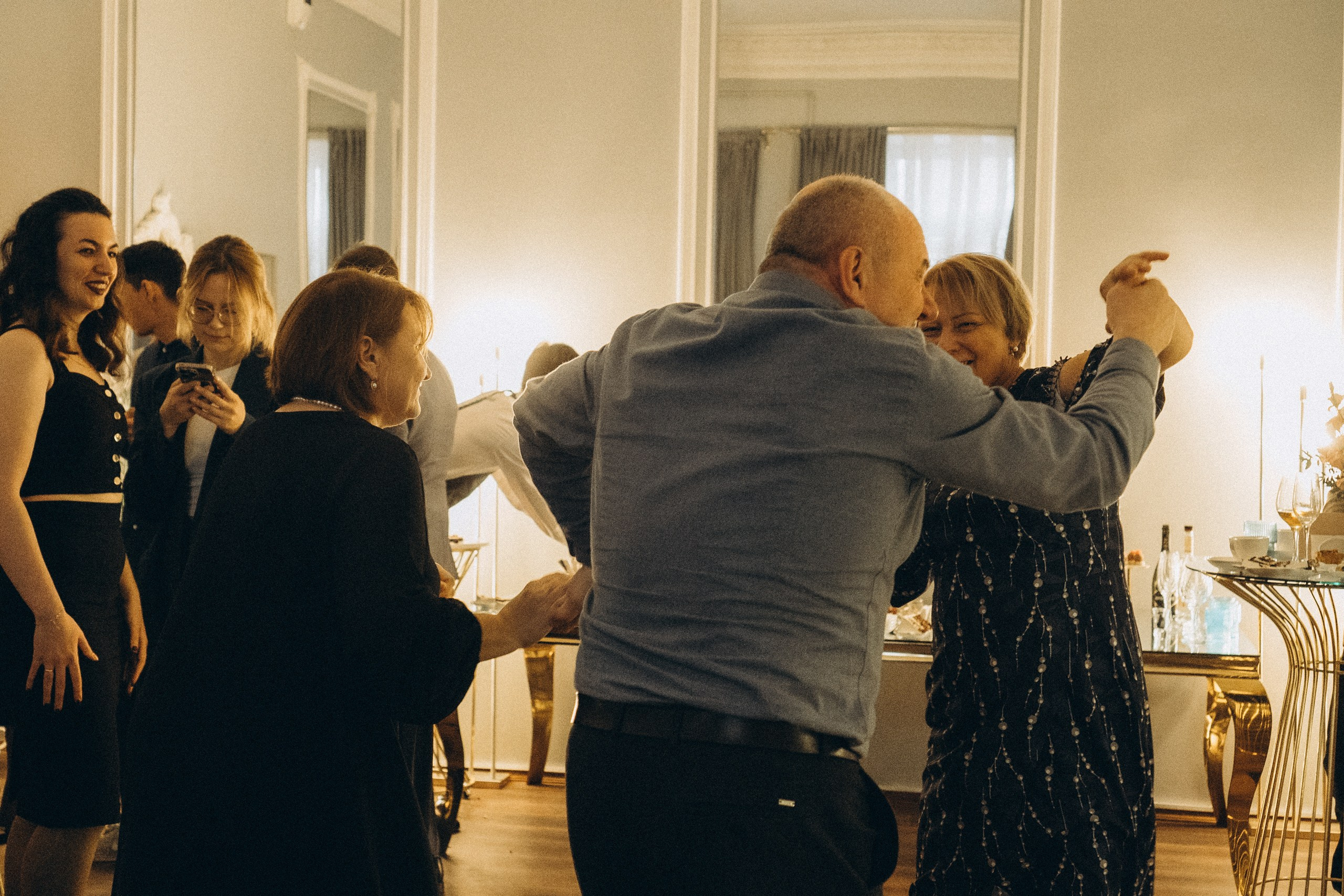 СЬЕМКА РЕПОРТАЖ В ЗАГСЕ (2 ДВОРЕЦ). Профессиональный фотограф, Санкт-Петербург — Виктория Богомолова