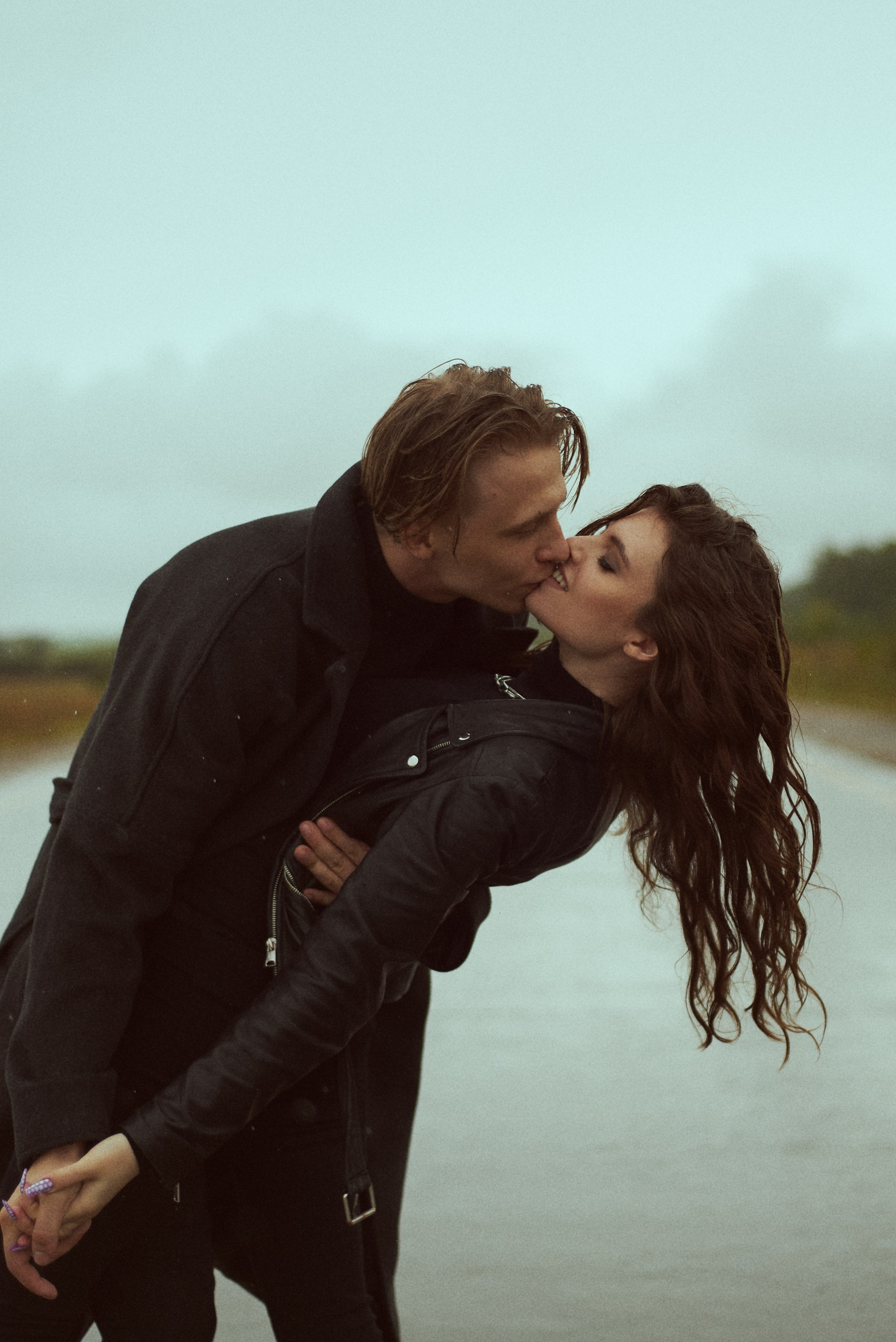 Красивые love-story фотосессии в Сочи, Адлере, Красной поляне, Розе Хутор. Фотограф для женщин и мужчин, контента для бизнеса в Сочи, Адлере, Красной поляне, Розе Хутор