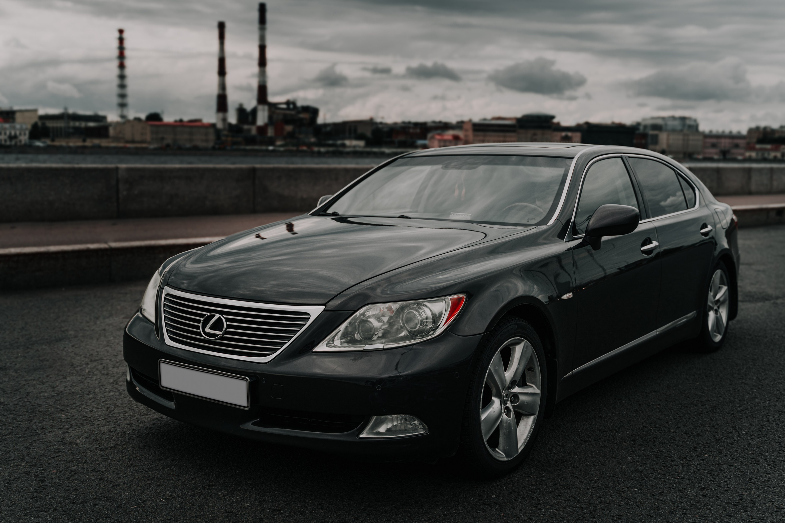 Lexus LS460l. MILATE — выпускные альбомы, фотосессии и видео в Москве