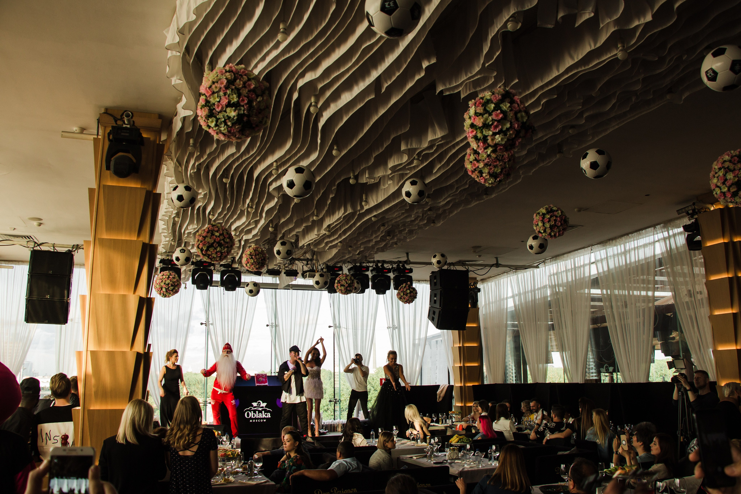 День премьер в ресторане OBLAKA Moscow. Фотограф в спб Александр Потапов
