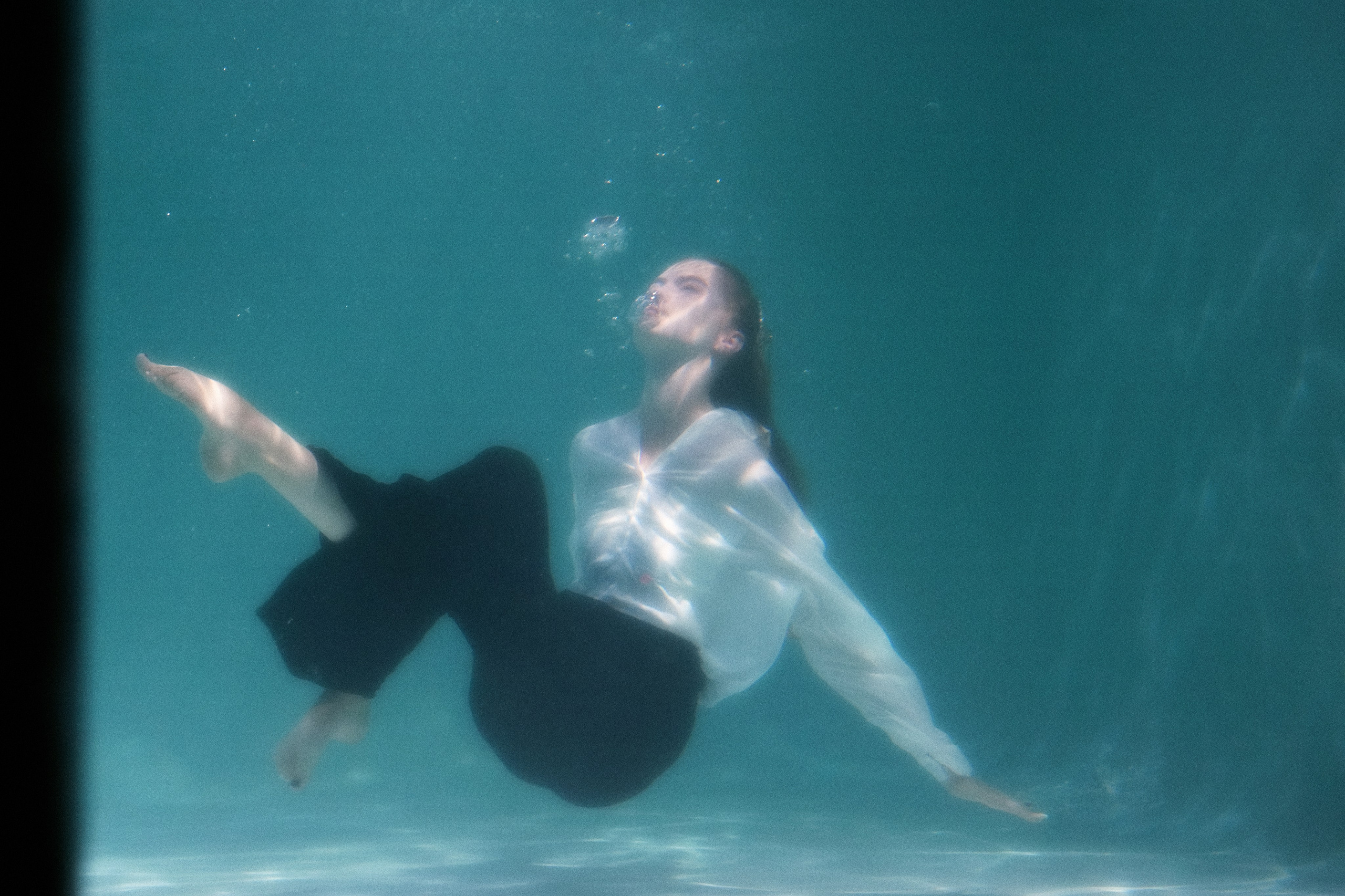 НОВОЕ СЛОВО. ANNA — PHOTOGRAPHER