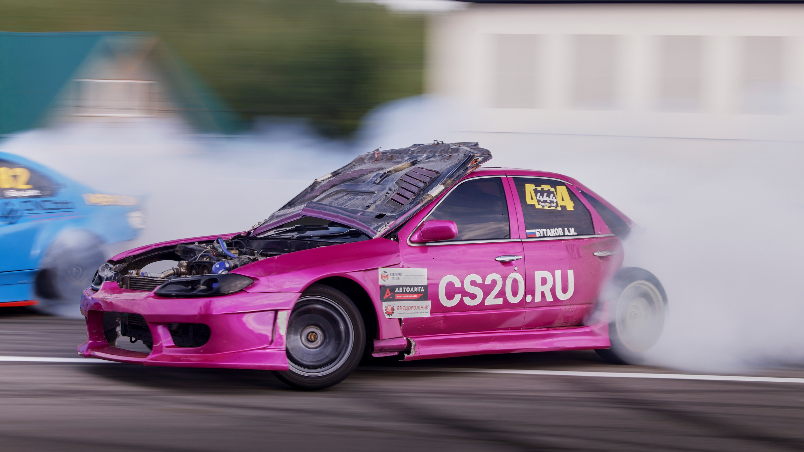 Галерея. IN STREET WE TRUST