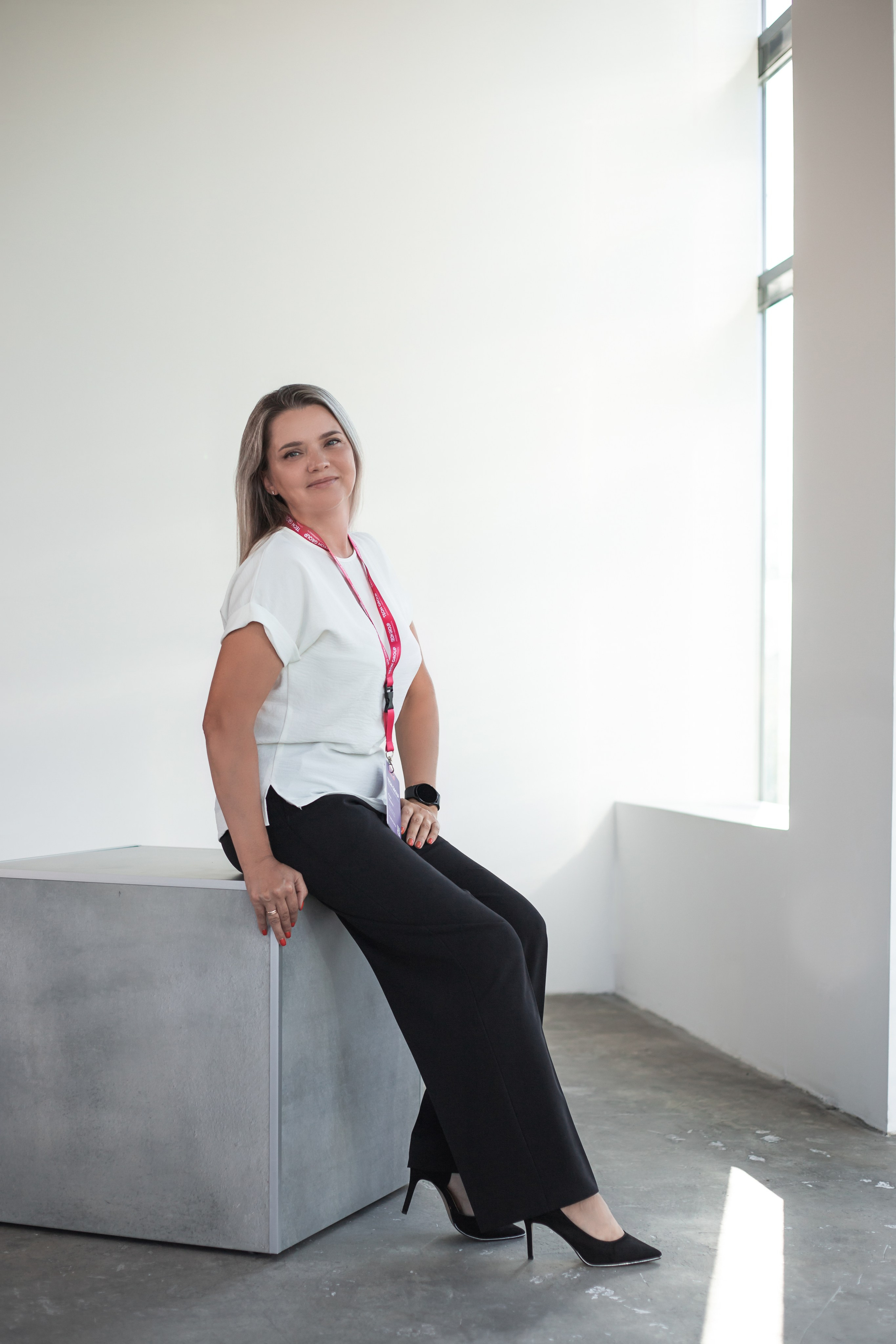 TEON Group_бизнес-портрет сотрудников. Фотограф Воронеж, Новая Усмань Мария Бублик