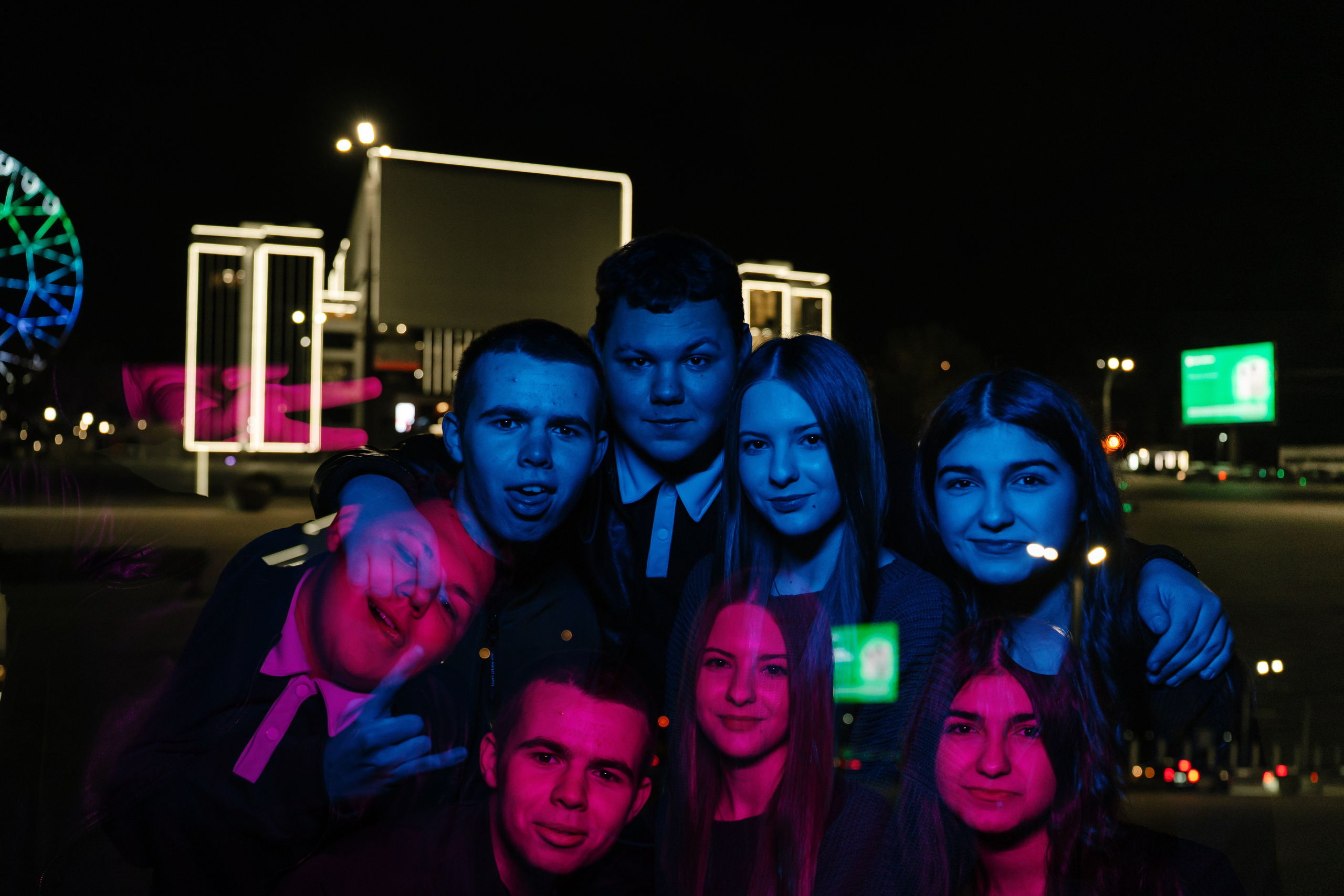 Театр Горького+парк Вити Черевичкина. Семейный фотограф и видеограф Ростов-на-Дону