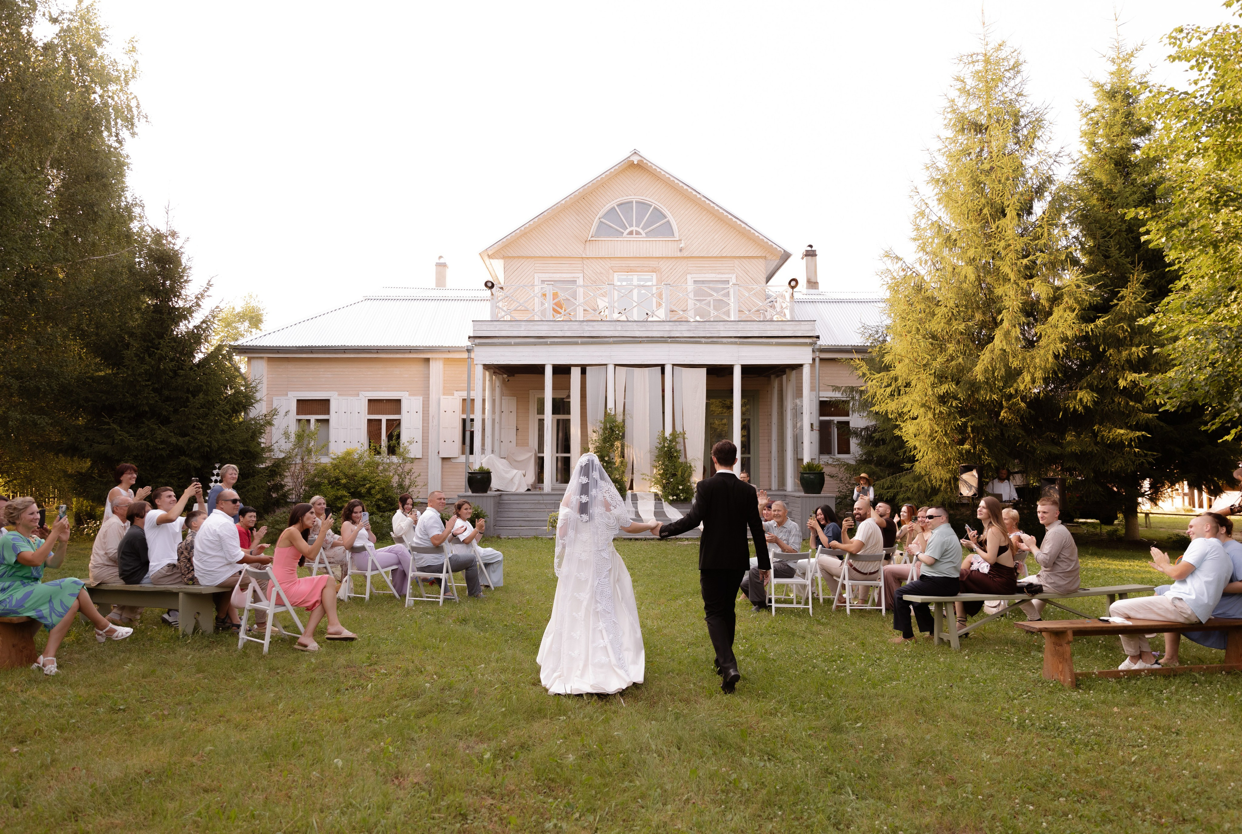 СОН В ЛЕТНЮЮ НОЧЬ