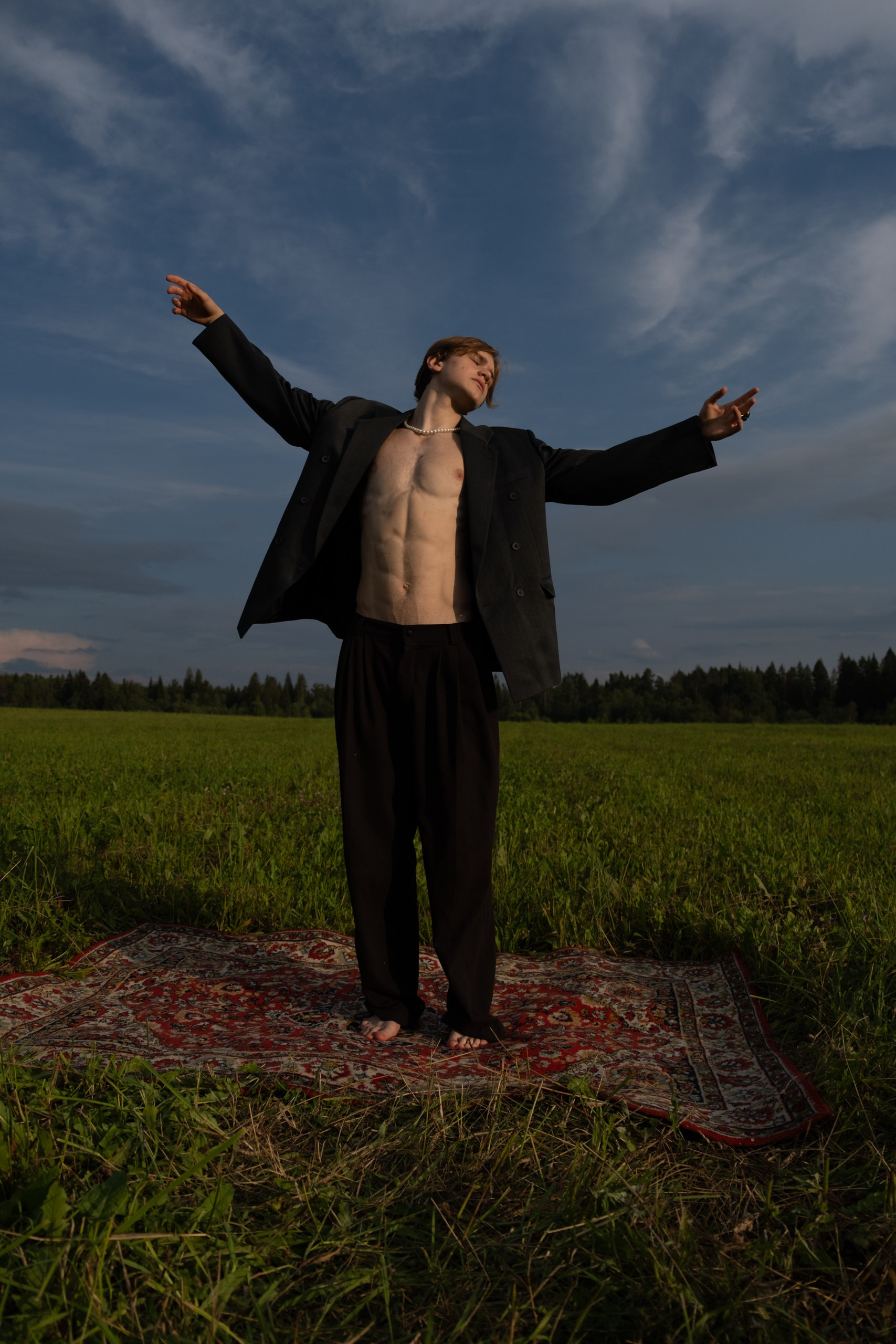 Исходники vs обработка. До/после. Before/after. Мари — фотограф и видеограф из Москвы