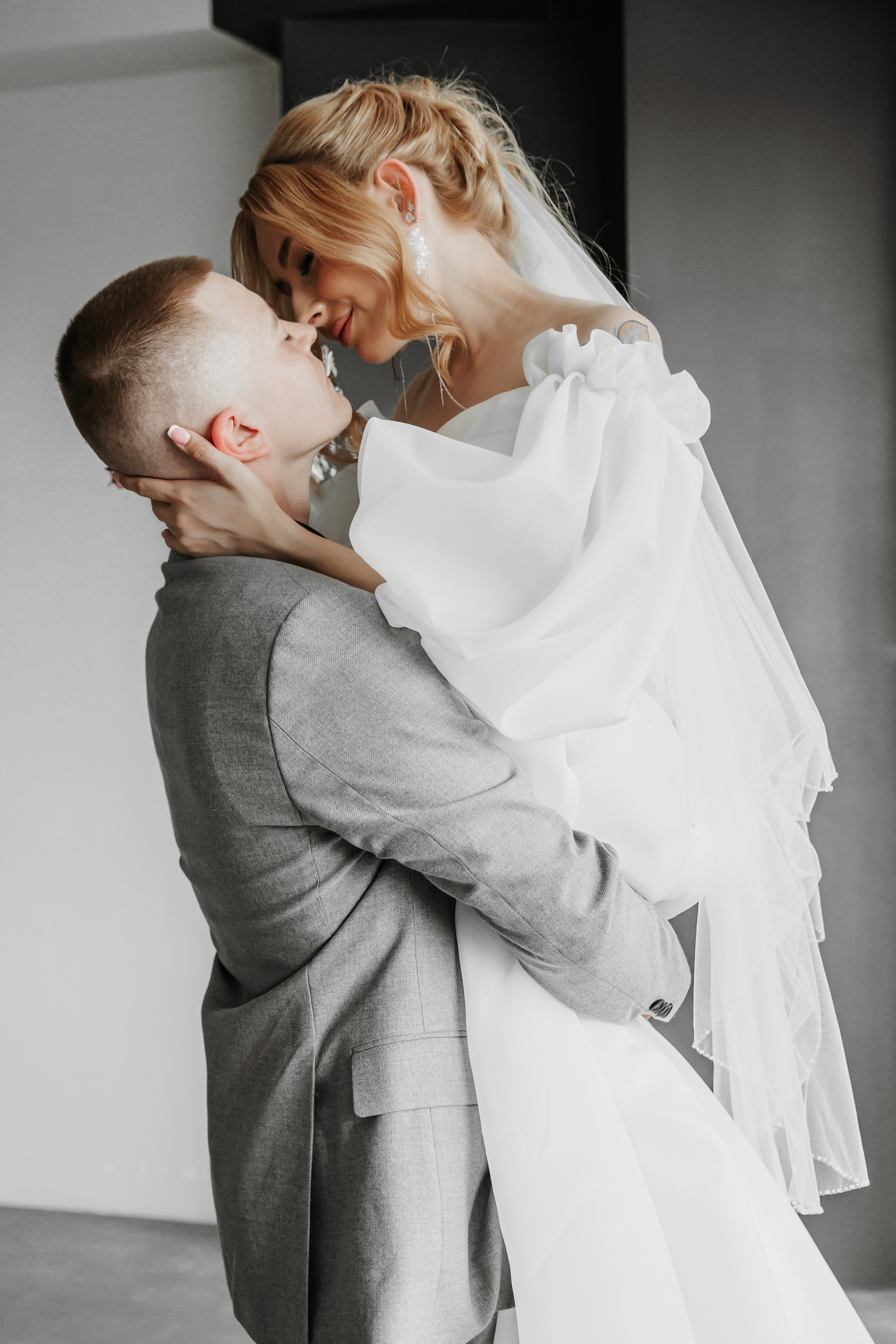 MORE WEDDING PHOTOS. Главная