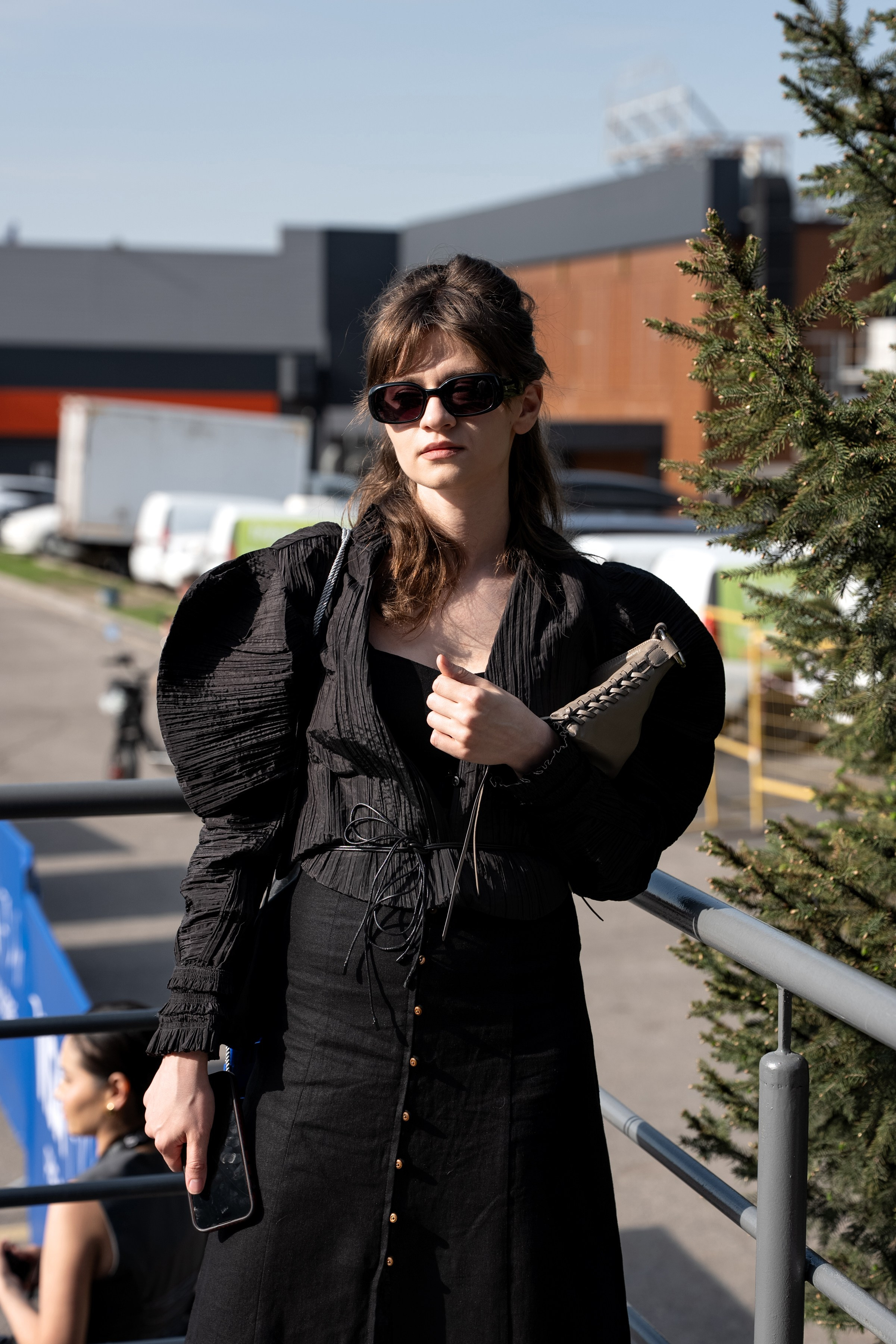 Visa Fashion Week Almaty Pre-Fall 2026 April StreetStyle Day 1. Сайт Алматинского НЮ АРТ, будуар и фэшн фотографа Дениса Карпенко