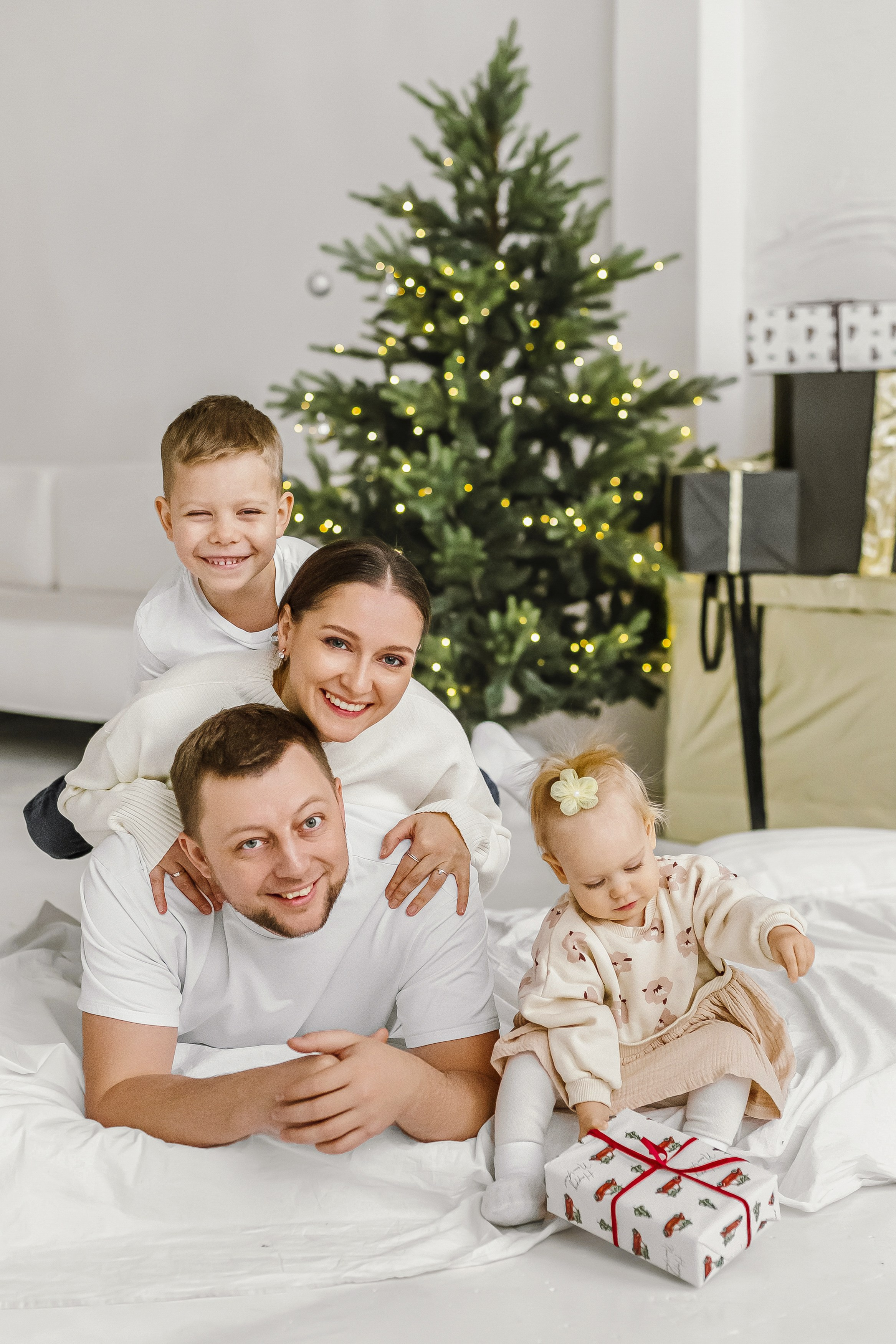 Семья, новый год. Портретный и семейный фотограф в Минске