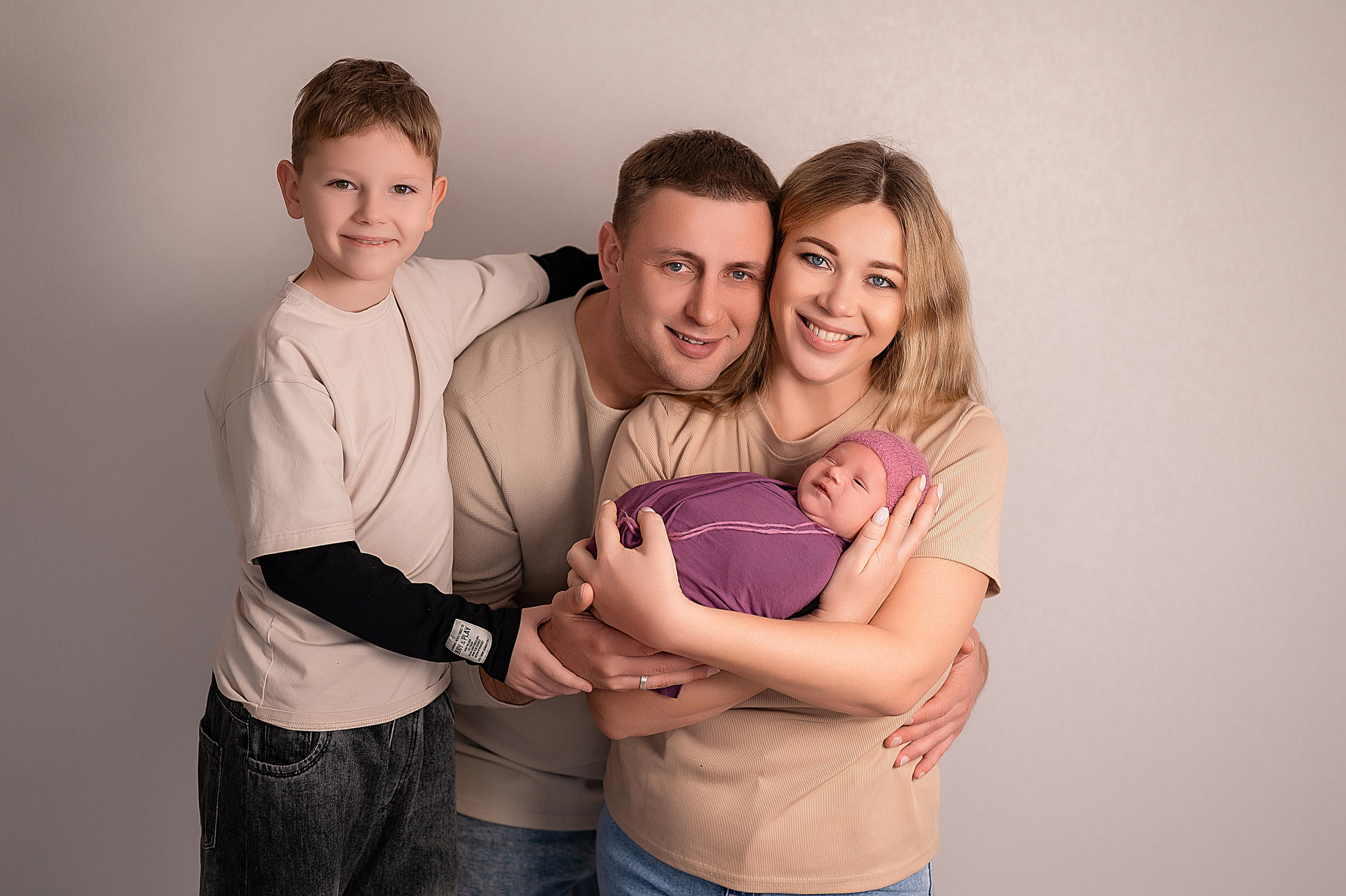 Кирилия. Детский и семейный фотограф в Красноярске. Фотосессии новорожденных малышей до 1 месяца