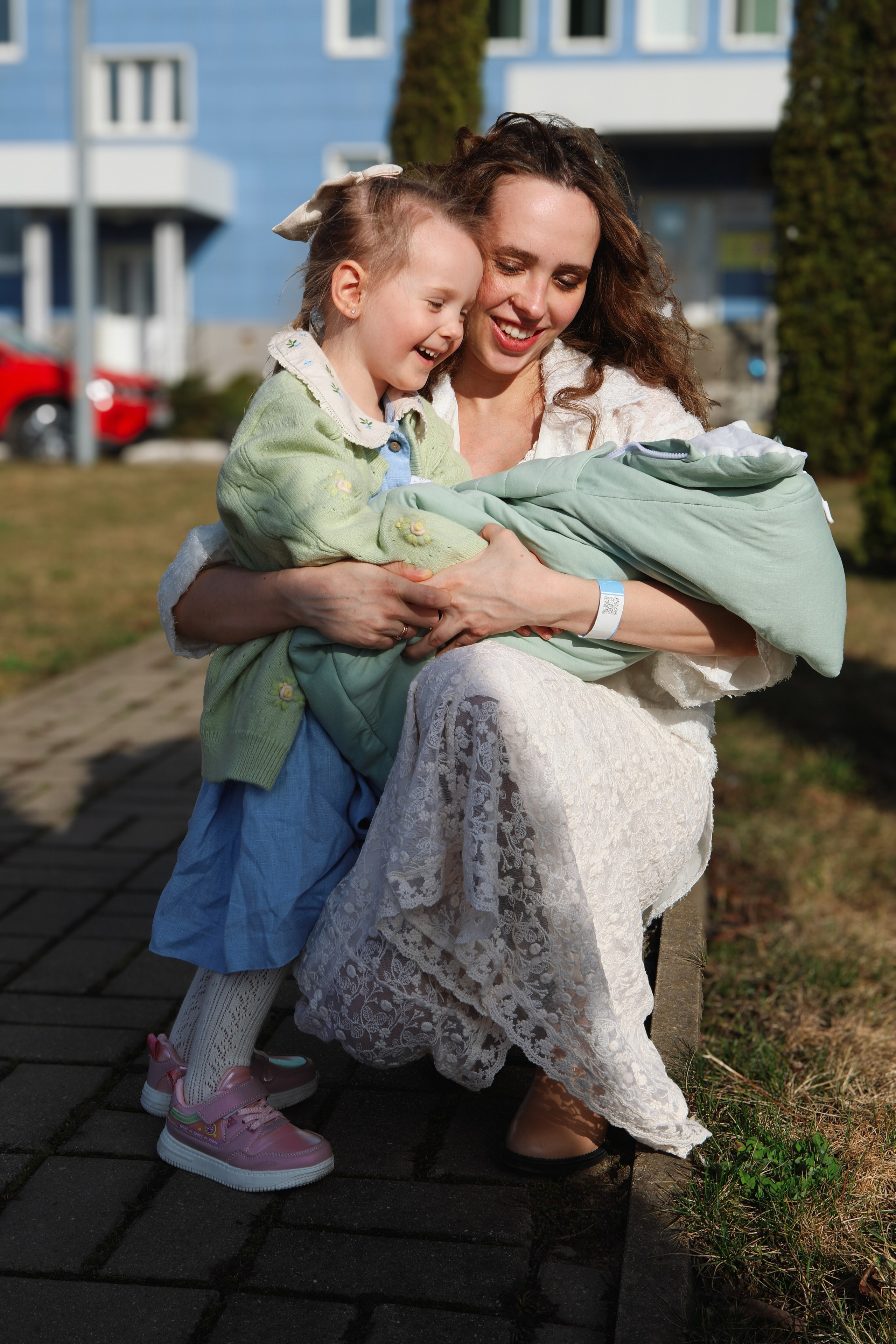 Выписка Яны и Ярослава. Фотограф в Курске Смирнов Евгений
