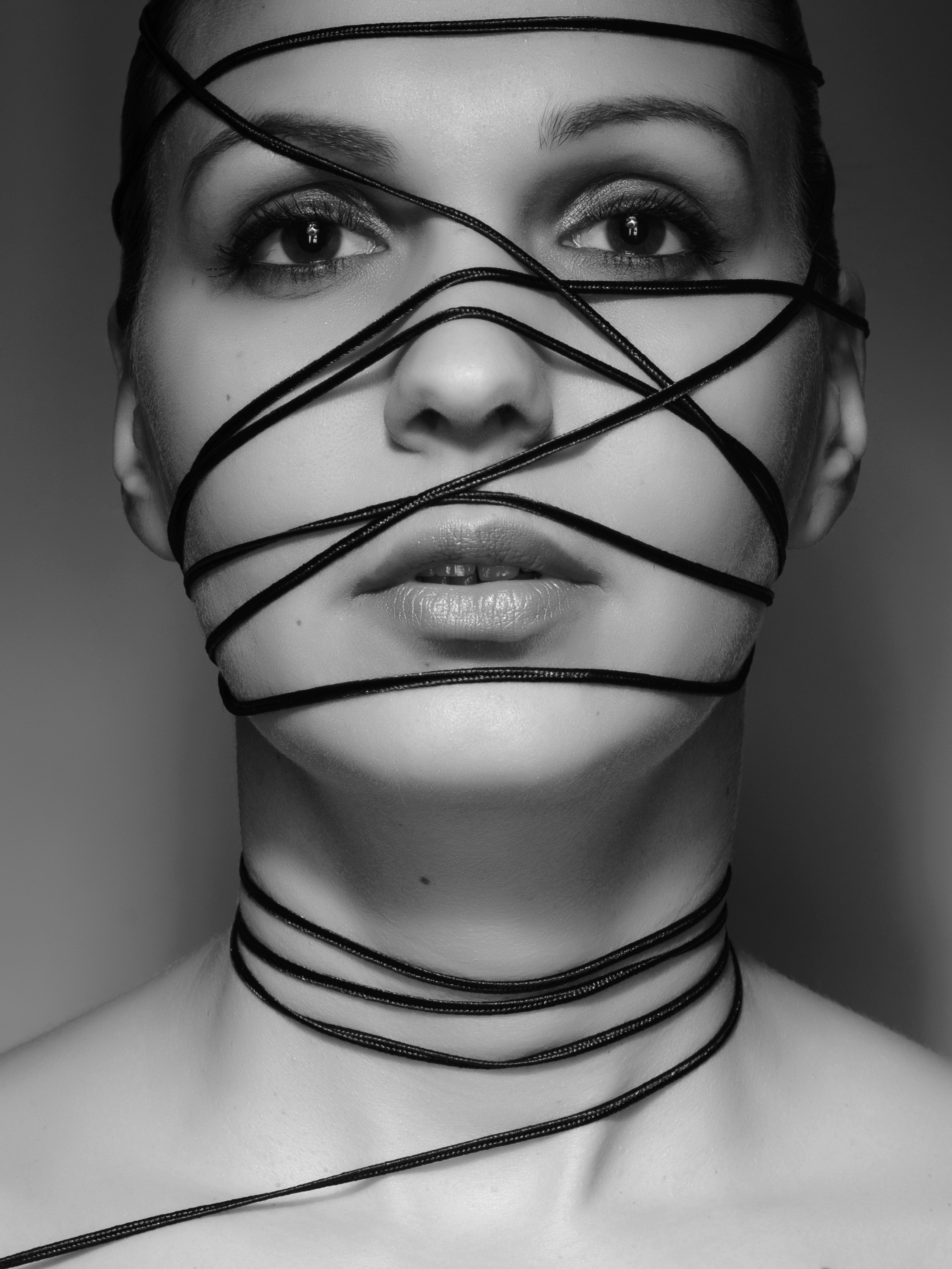 Александра. Главная