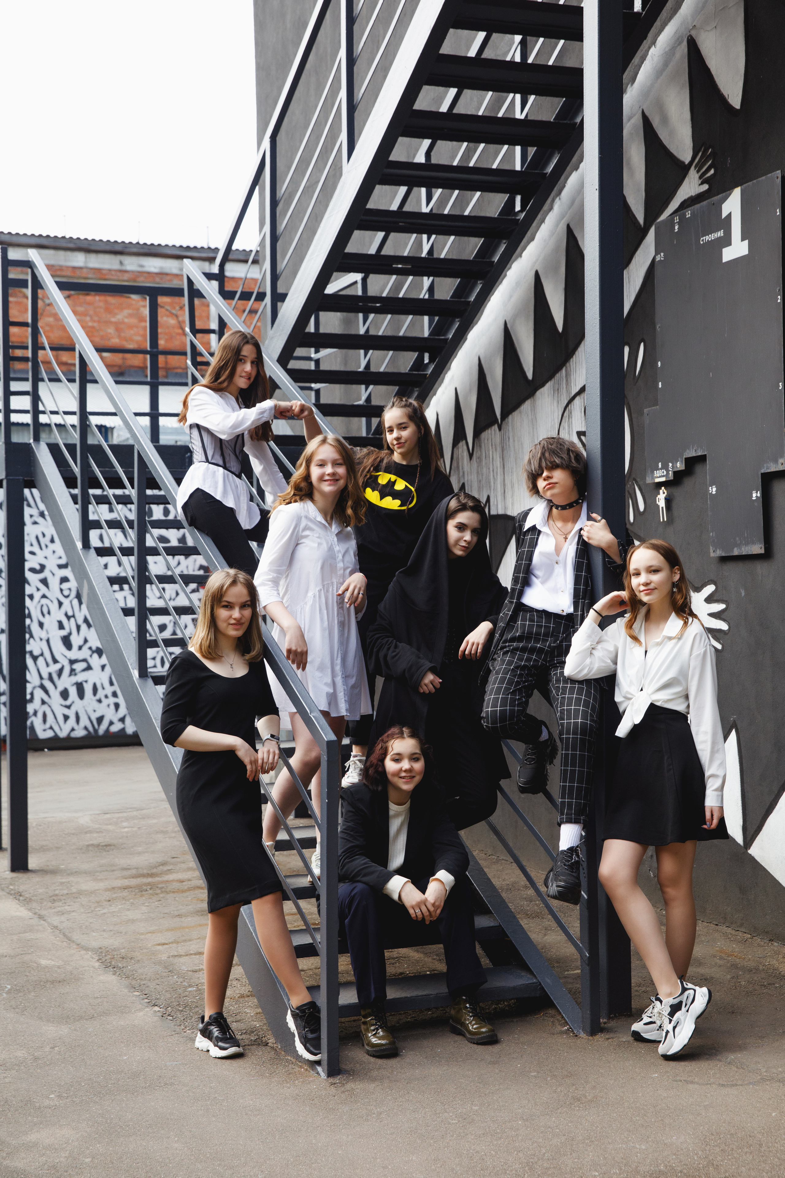 ФОТОСЕССИЯ НА ДИЗАЙН ЗАВОДЕ. Выпускные альбомы в Москве FOTOVMESTE