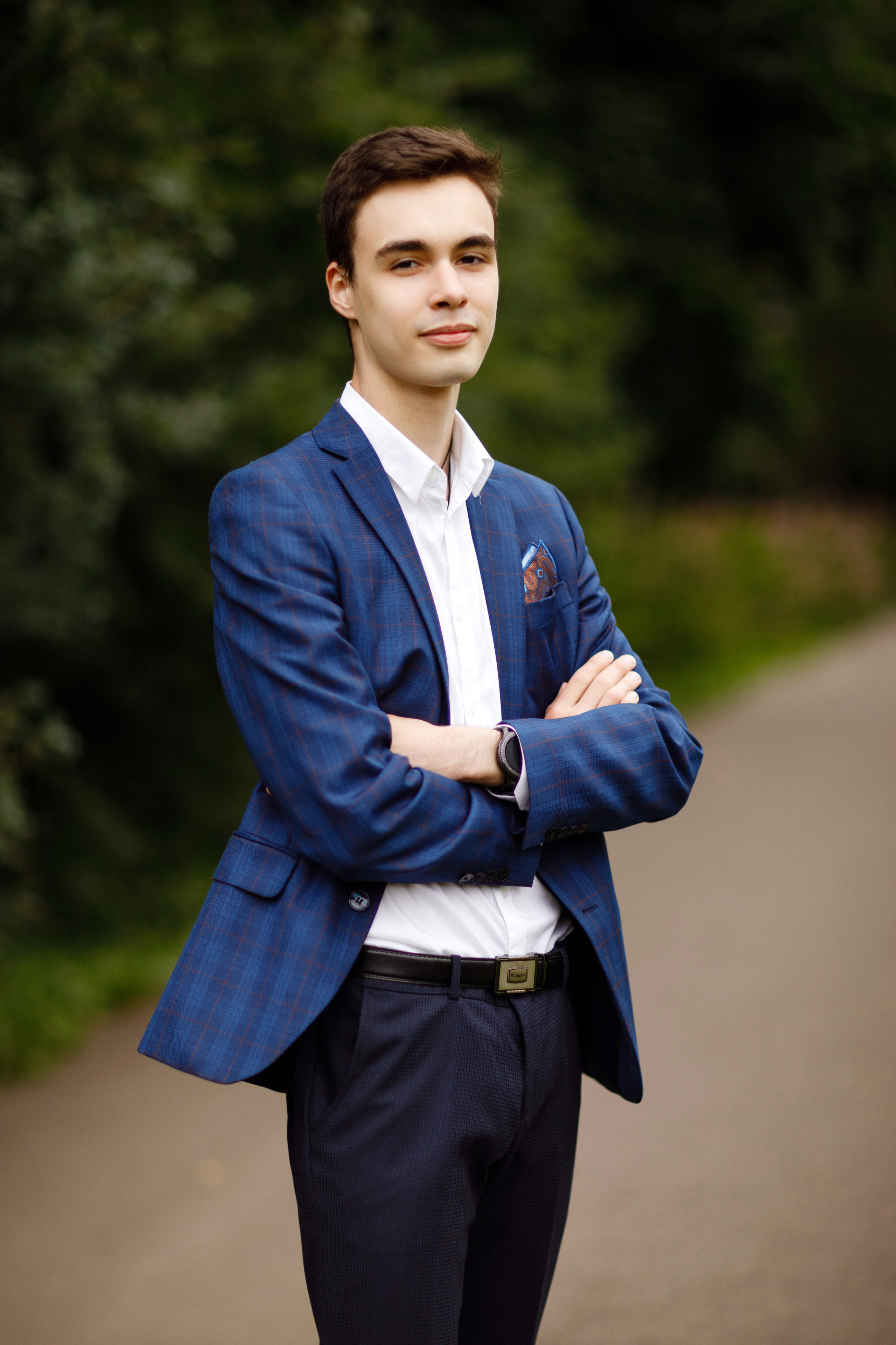 ФОТОСЕССИЯ НА ХОДЫНКЕ. Выпускные альбомы в Москве FOTOVMESTE