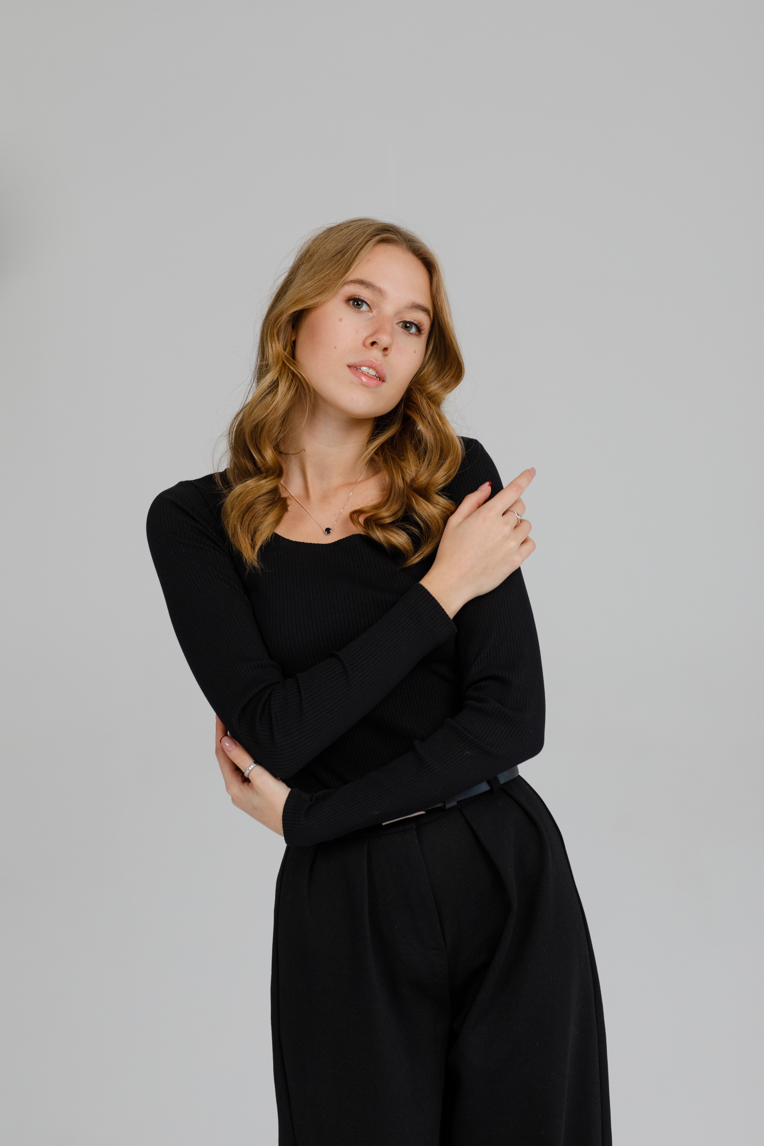 11 Г М ШКОЛА 1601. Выпускные альбомы в Москве FOTOVMESTE