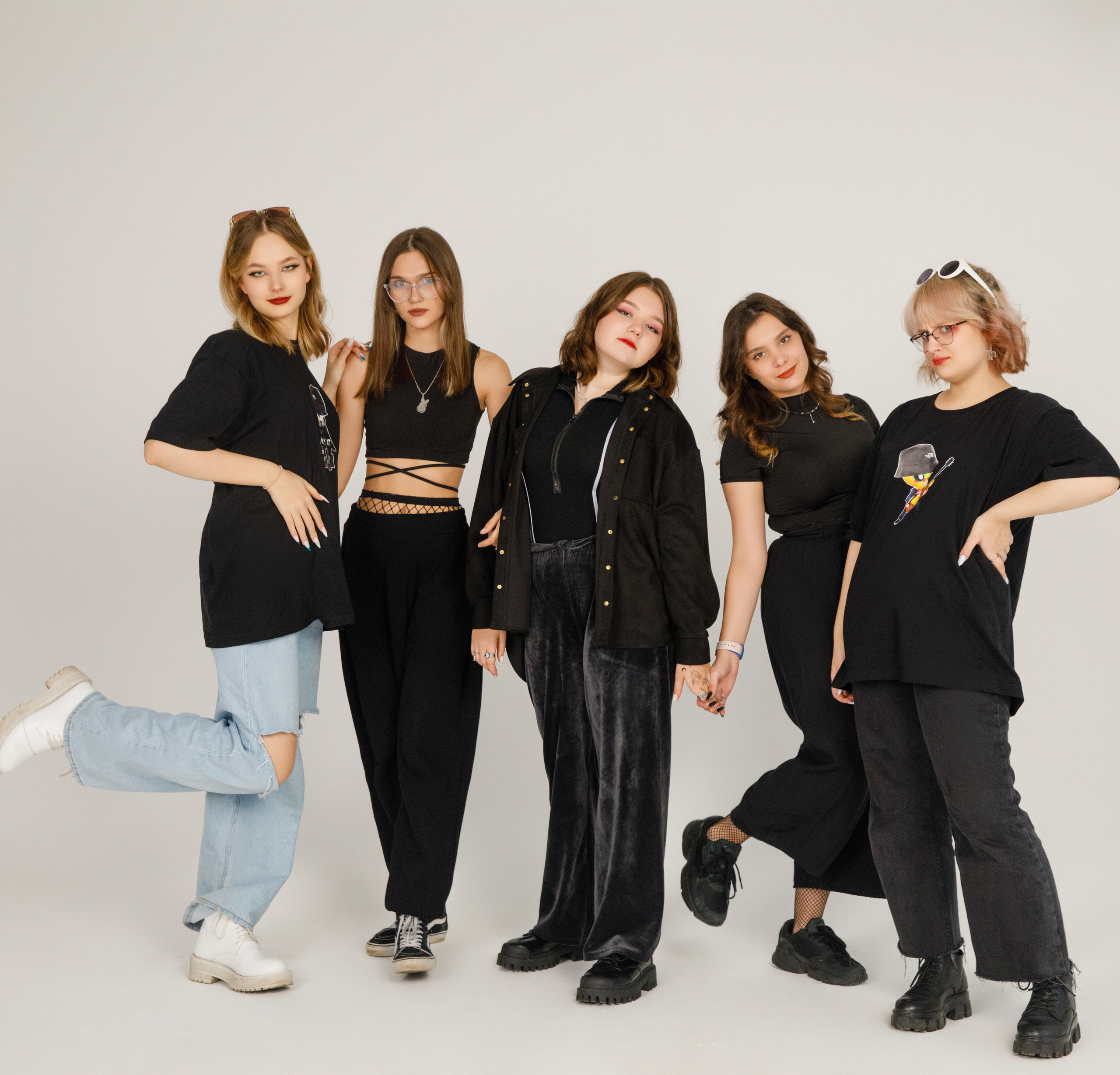 11 Г М ШКОЛА 1601. Выпускные альбомы в Москве FOTOVMESTE