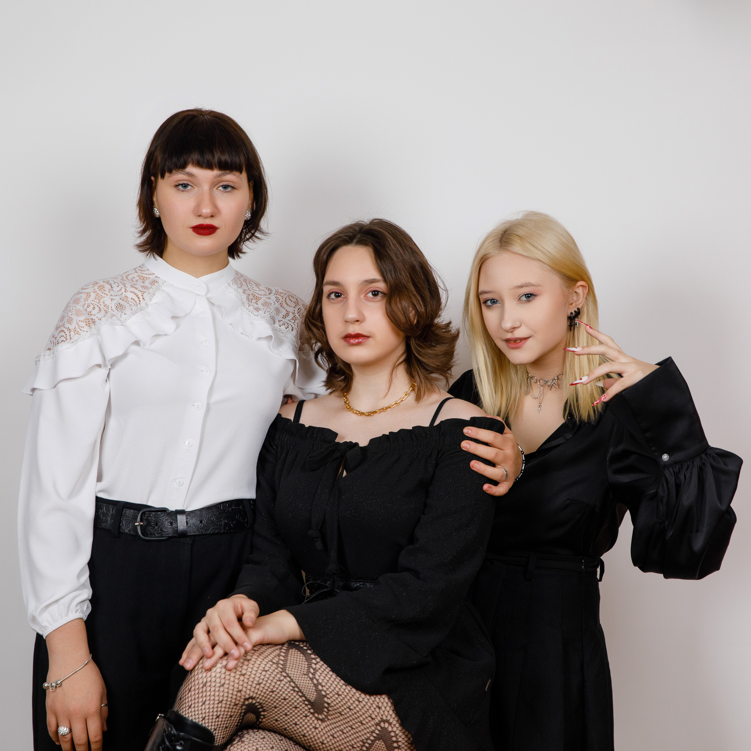 9 н школа 1288. Выпускные альбомы в Москве FOTOVMESTE