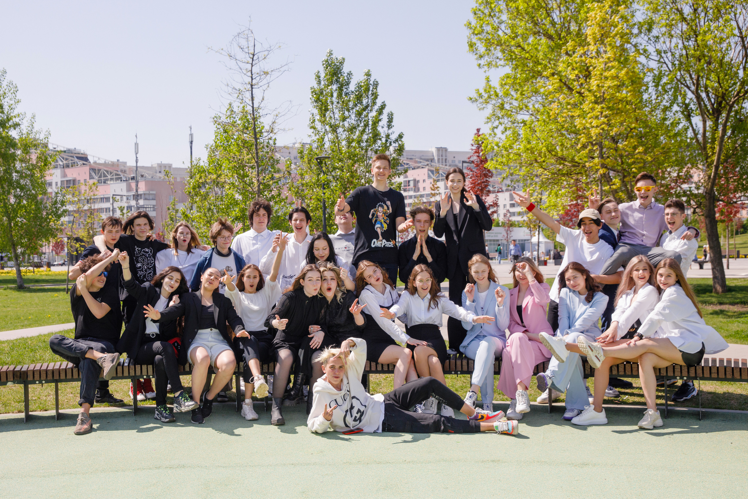 Школа 1409 9 б ВЫПУСК 2021. Выпускные альбомы в Москве FOTOVMESTE