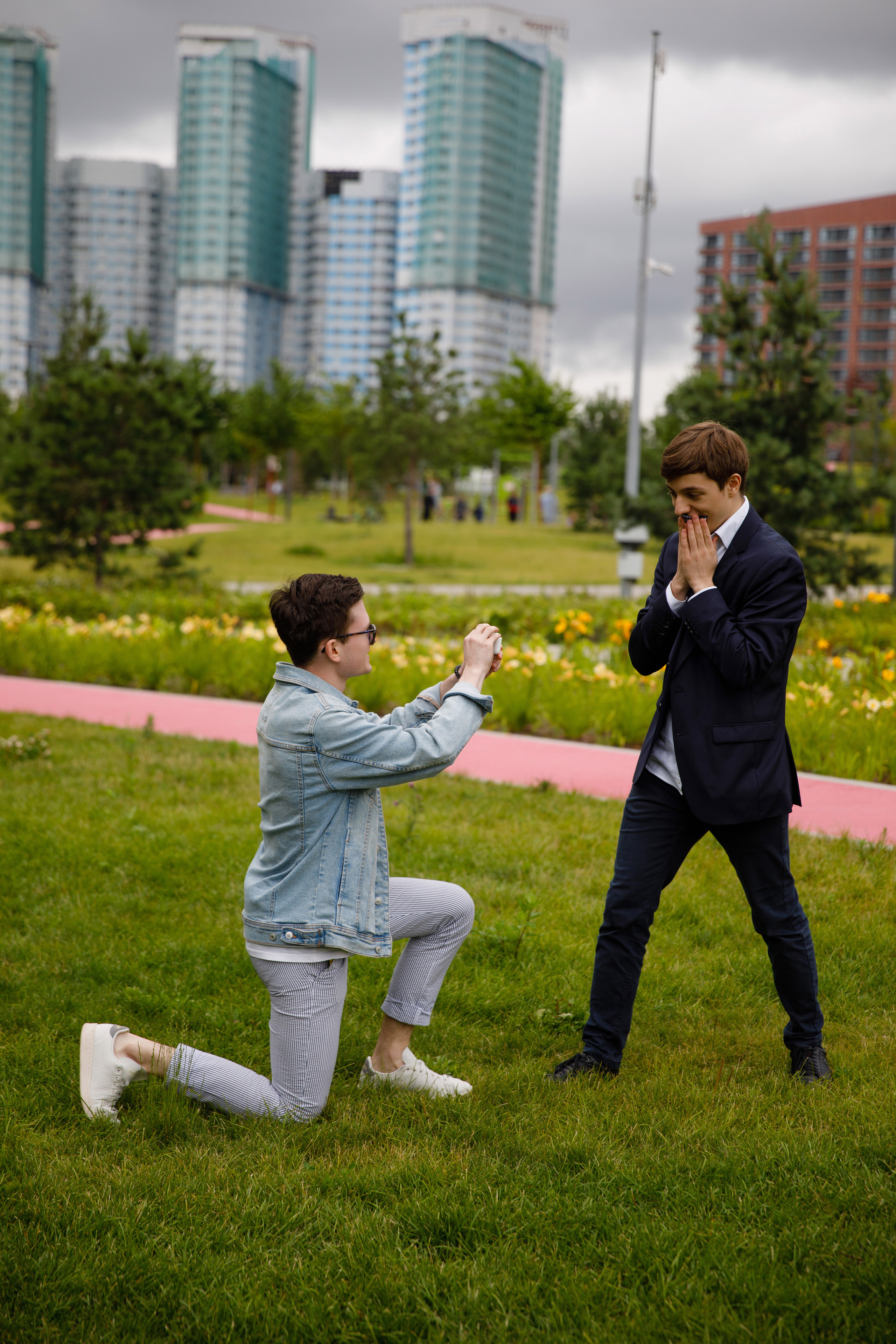 ФОТОСЕССИЯ НА ХОДЫНКЕ. Выпускные альбомы в Москве FOTOVMESTE